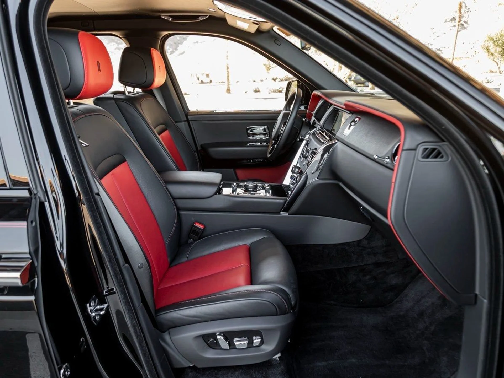 mph031_1881132645_32_2e51bc2701