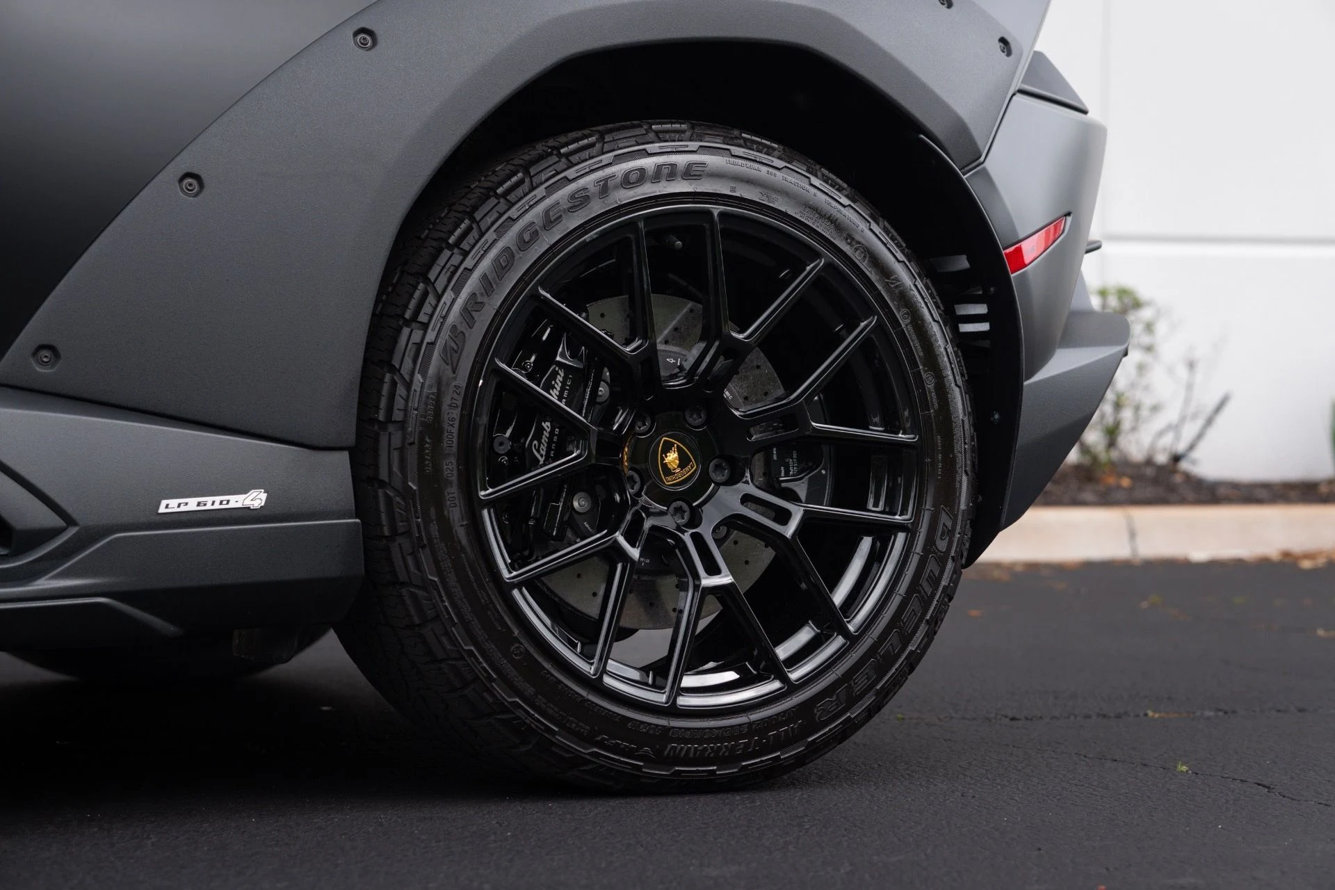 mph031_1890947240_Used_2024_Lamborghini_Huracan_Sterrato_1775279109_d16decca57