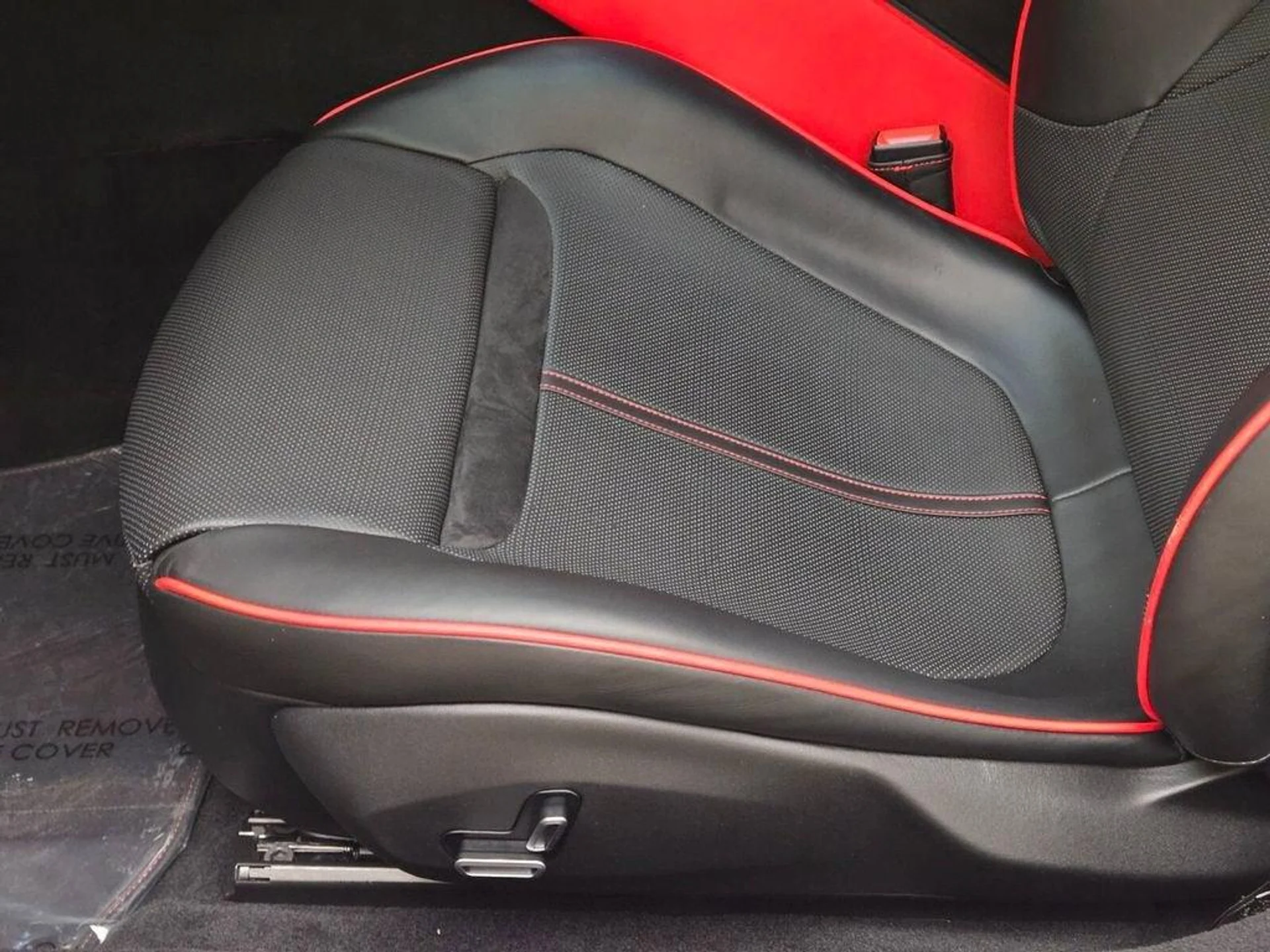 mph031_1899857404_Used_2024_Ferrari_Roma_1775723873_d6d818caf8