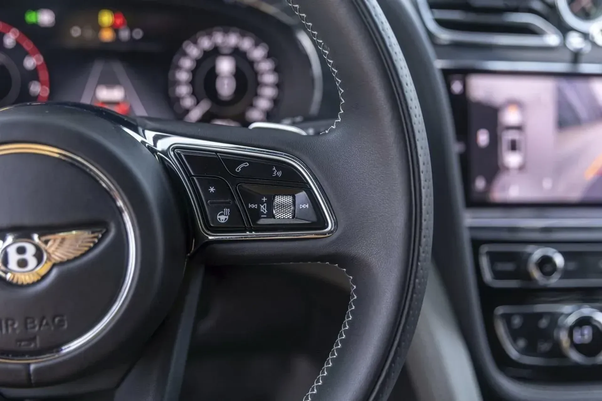 mph031_1905423739_ec1acd20868249658f5b59b2e07043be_53010af23f