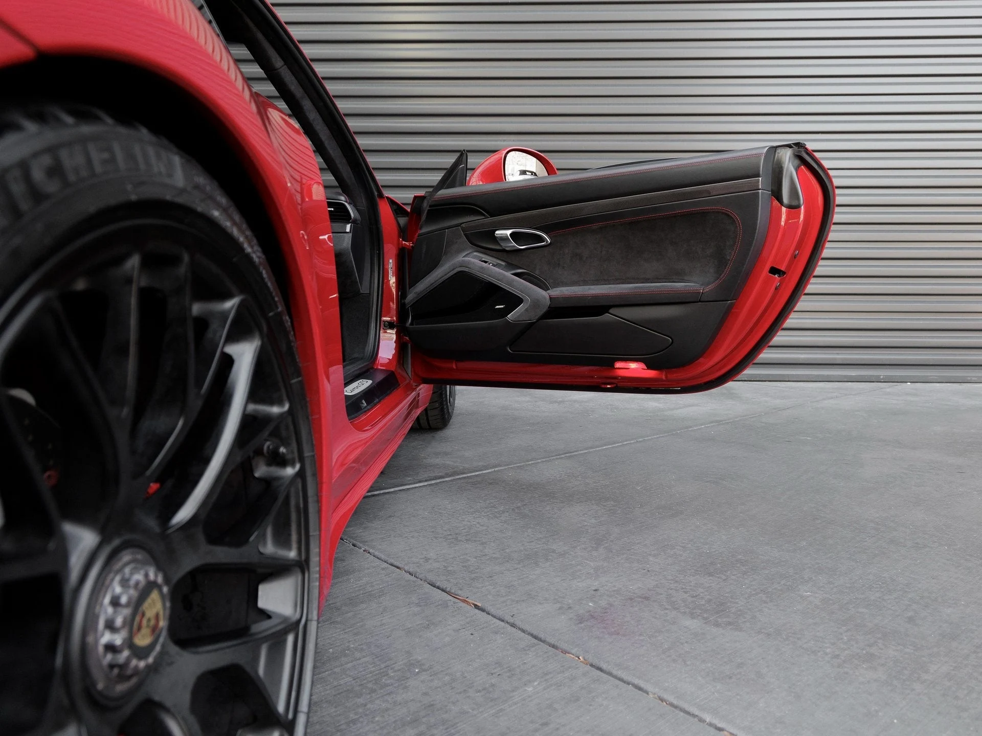 mph031_1906623723_32_2a696497e4