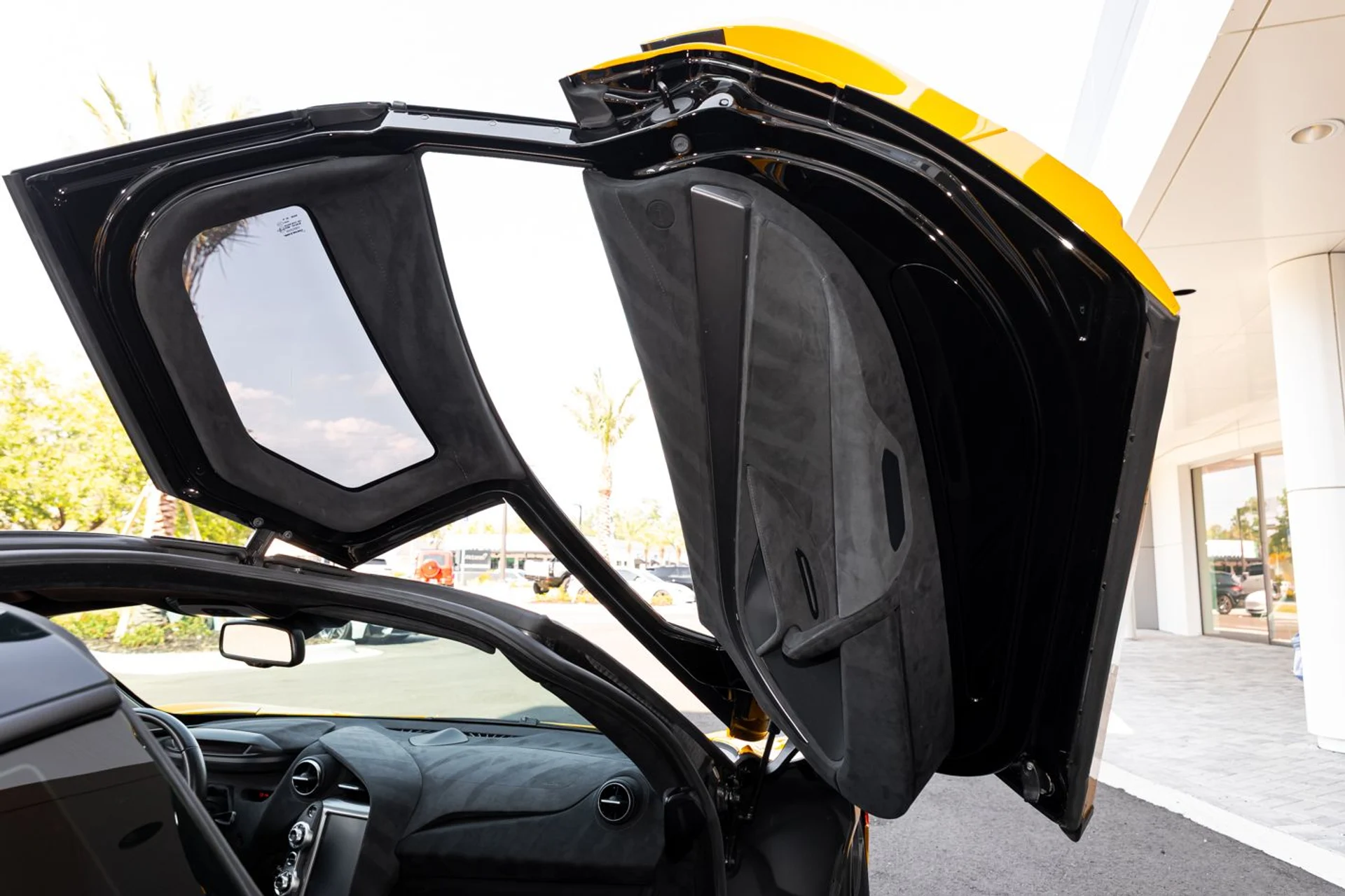 mph031_1910085637_567_p32_l_86ca3a36f9