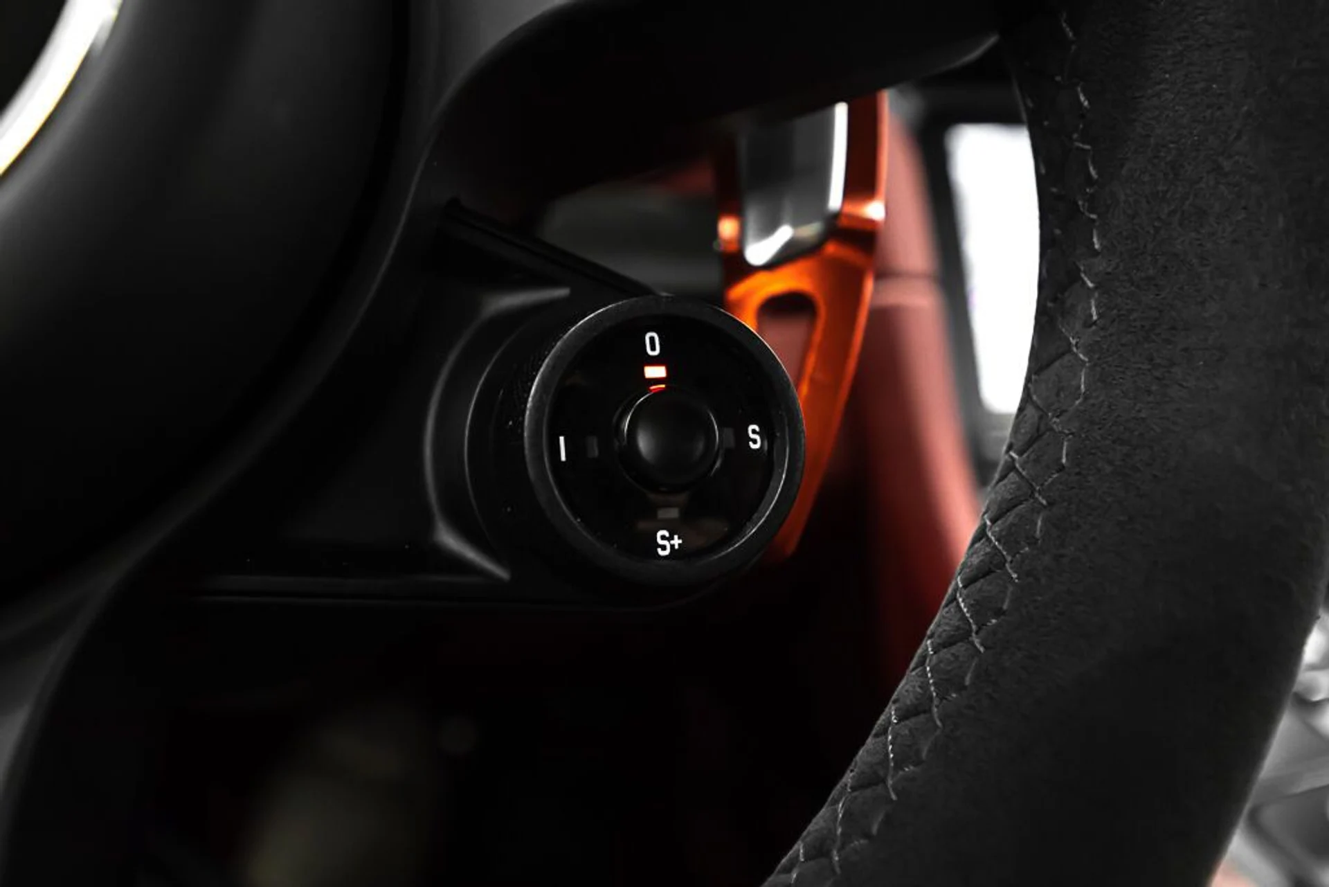 mph031_1914892313_porsche_911_2018_jpg_v_1773863537_76d20a7922