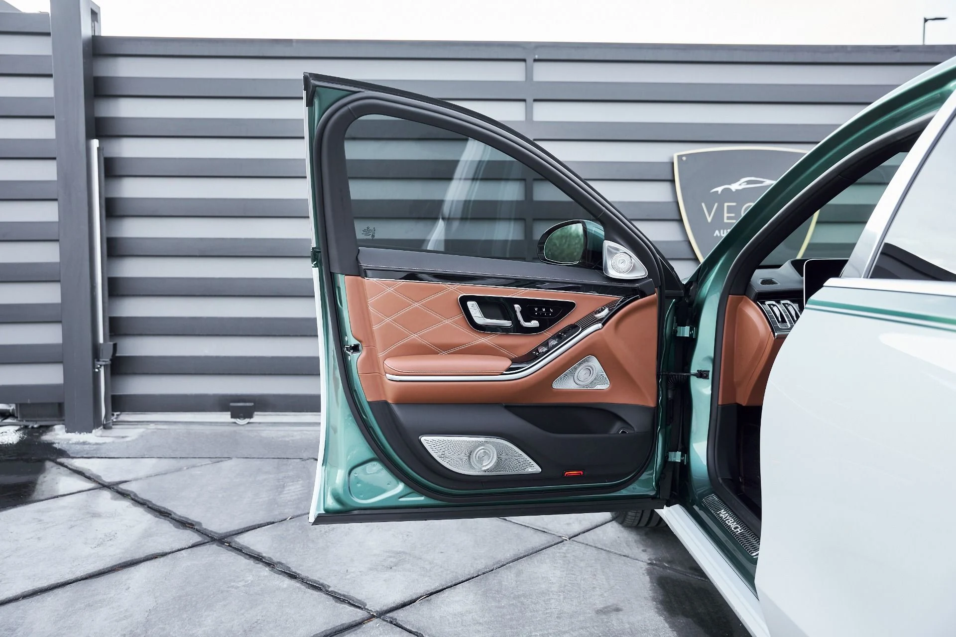 mph031_1915908009_Used_2026_Mercedes_Benz_S_Class_Maybach_S_680_1769716669_643fe3ab31