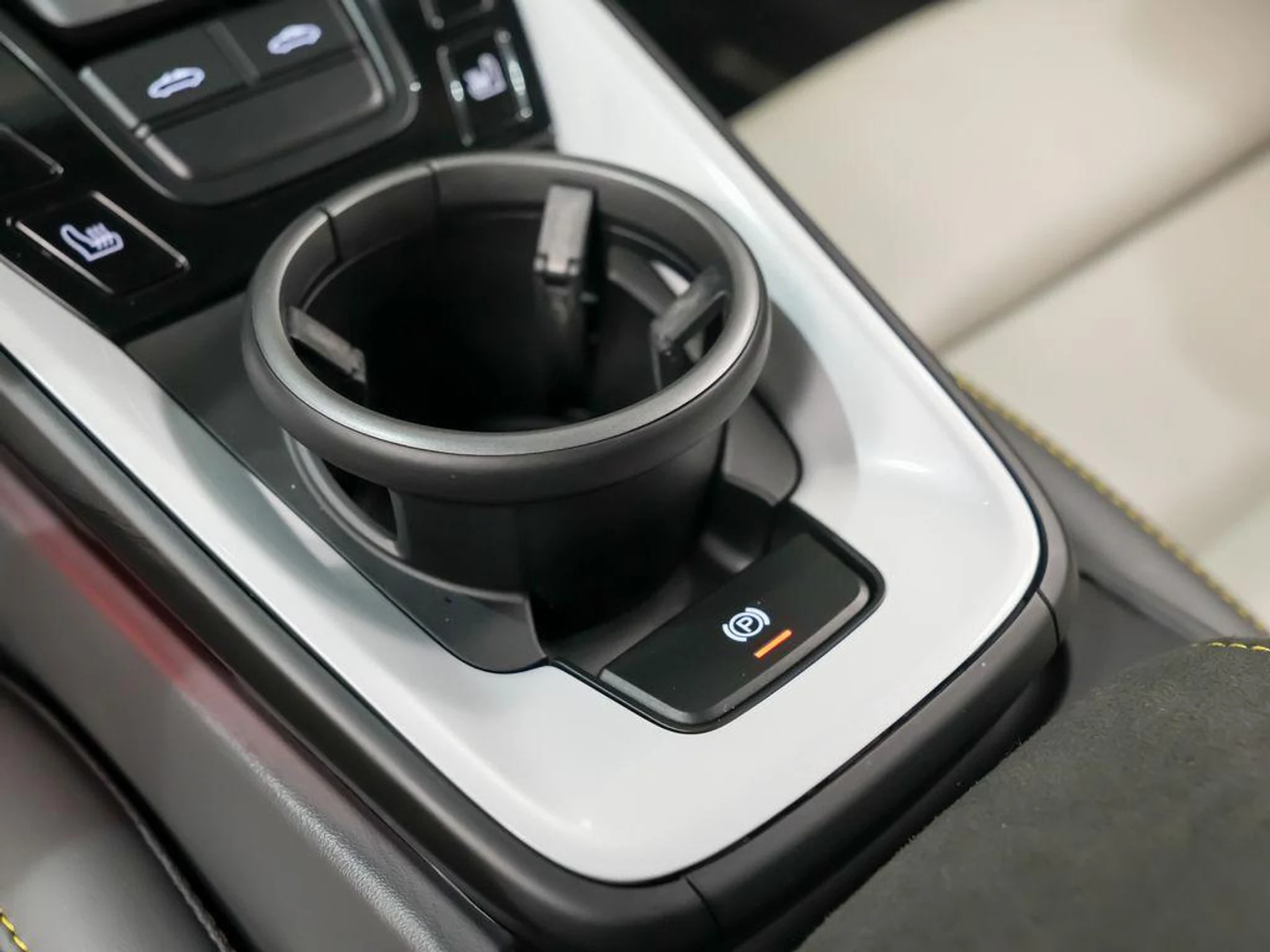 mph031_1918101458_x93wmf_Fxq_DXPIC_262_Iv88_TMO_Tp_I_2d84eb25c9