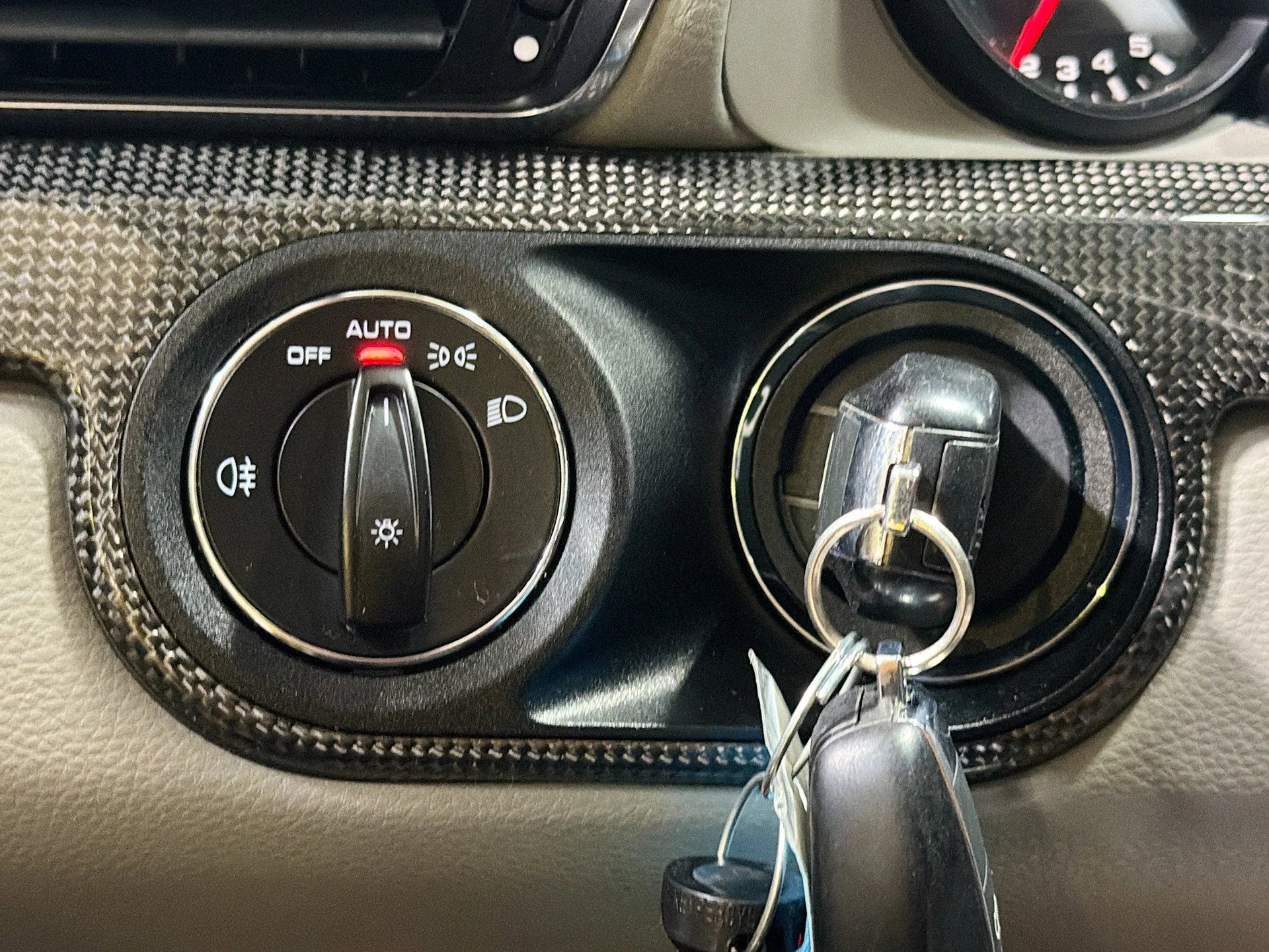 mph031_1918600172_0c2841f9920e584e0c18fe7a65dc7aed_368bd34a37