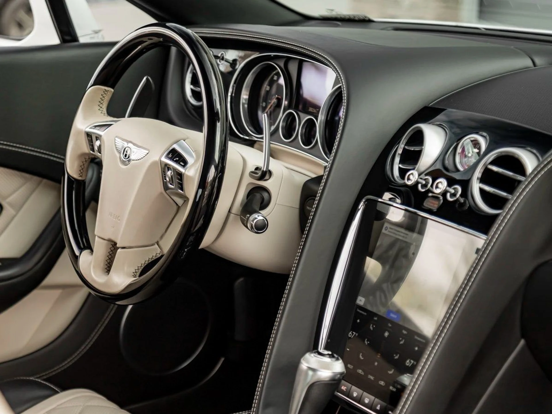 mph031_1919254759_32_29a628f690