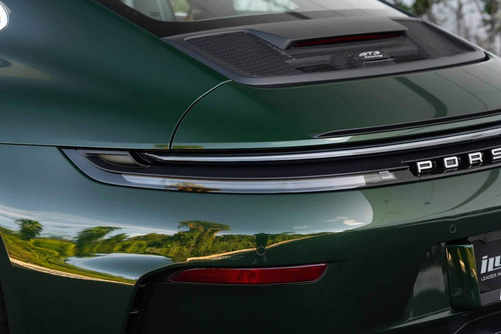 mph031_1919942277_Used_2026_Porsche_911_GT_3_Touring_1770143984_bafb1cbd2c