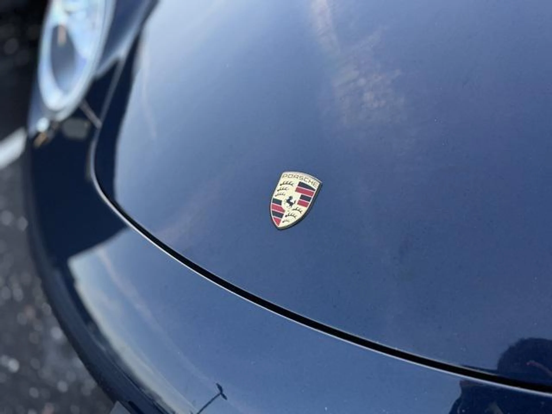 mph031_1920552928_6_Kik2o_B_Vtl_Zr_VSS_9o_P066w_Ag_UPU_5d687fb1a3