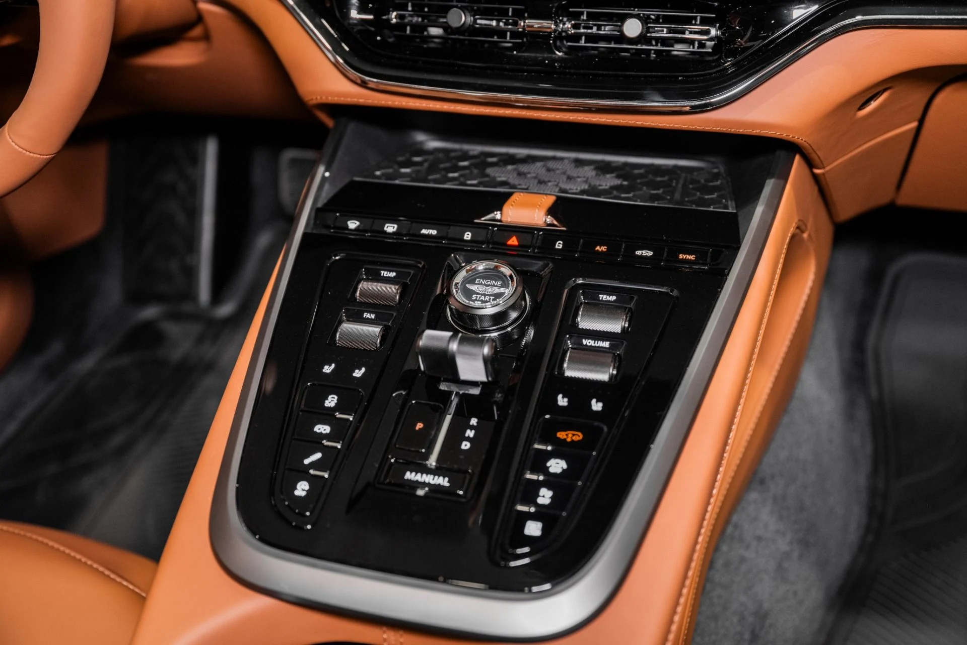 mph031_1924356305_New_2026_Aston_Martin_DBX_S_1775443121_3db0857dce