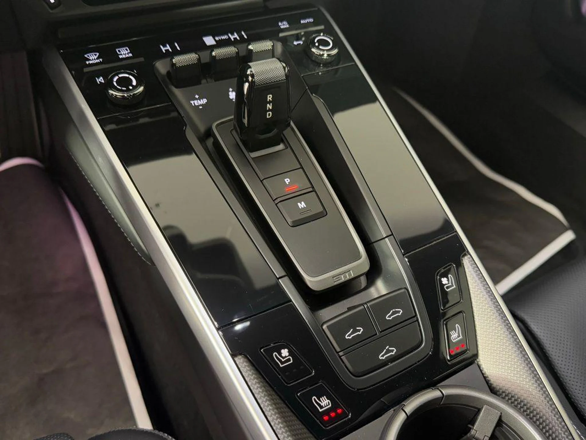 mph031_1927097452_aw_Og2_Sk_FP_83q_C_Nb_U_Orscn_F7_Rxzc_449533b793