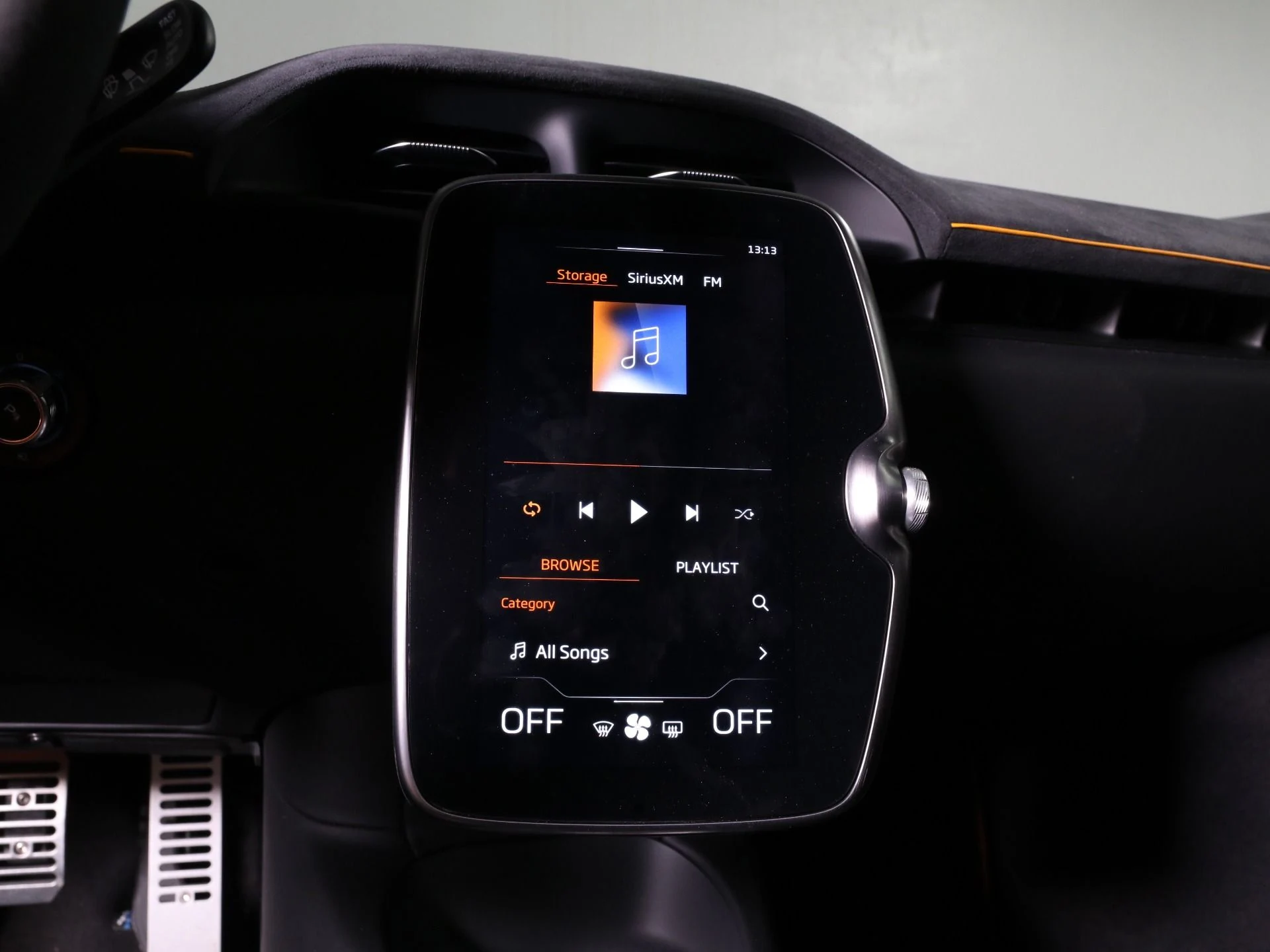 mph031_1936675704_Used_2023_Mc_Laren_Artura_Performance_1751935312_9f49776a2a