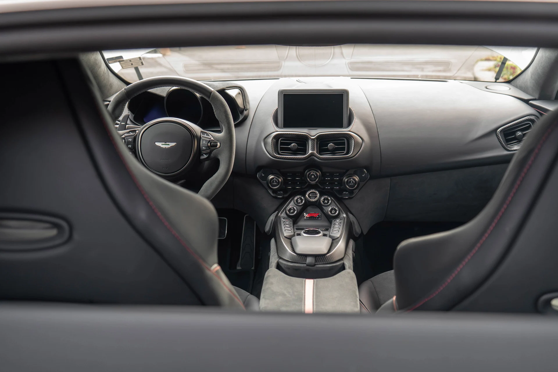 mph031_1939625695_32_a8f8821fa4