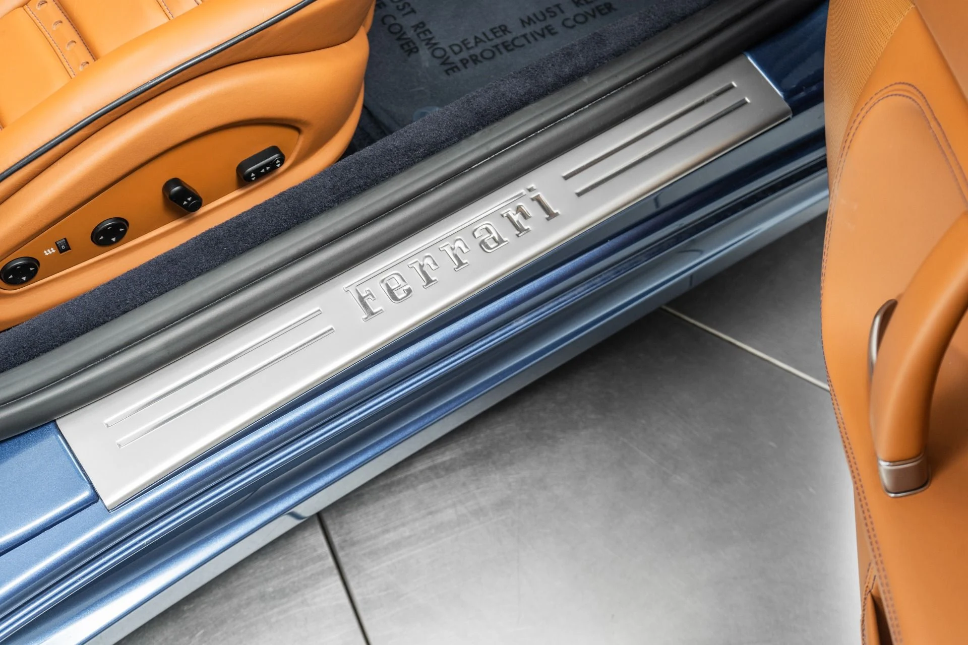 mph031_1942071704_Used_2010_Ferrari_California_1774646795_b18938dff2