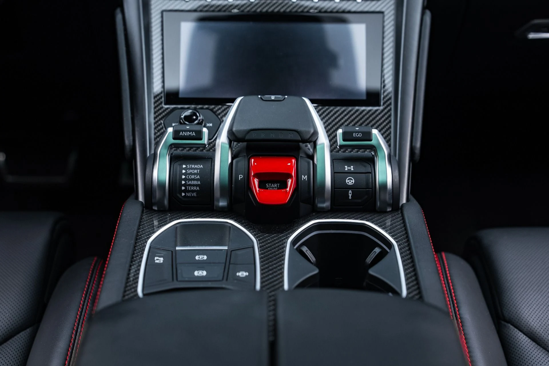 mph031_1944108191_Used_2022_Lamborghini_Urus_1764978365_0cb0833c51