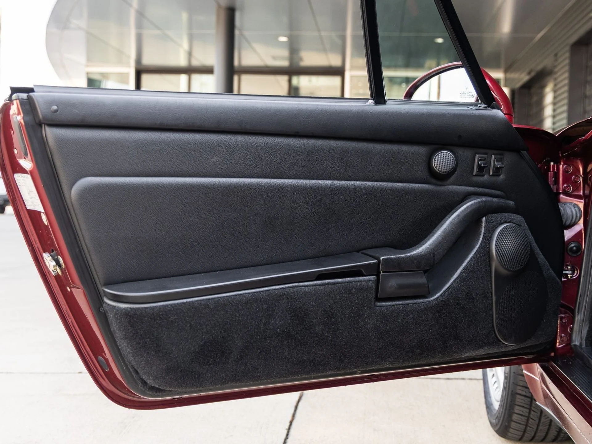 mph031_1945458883_32_6fdd9bb987