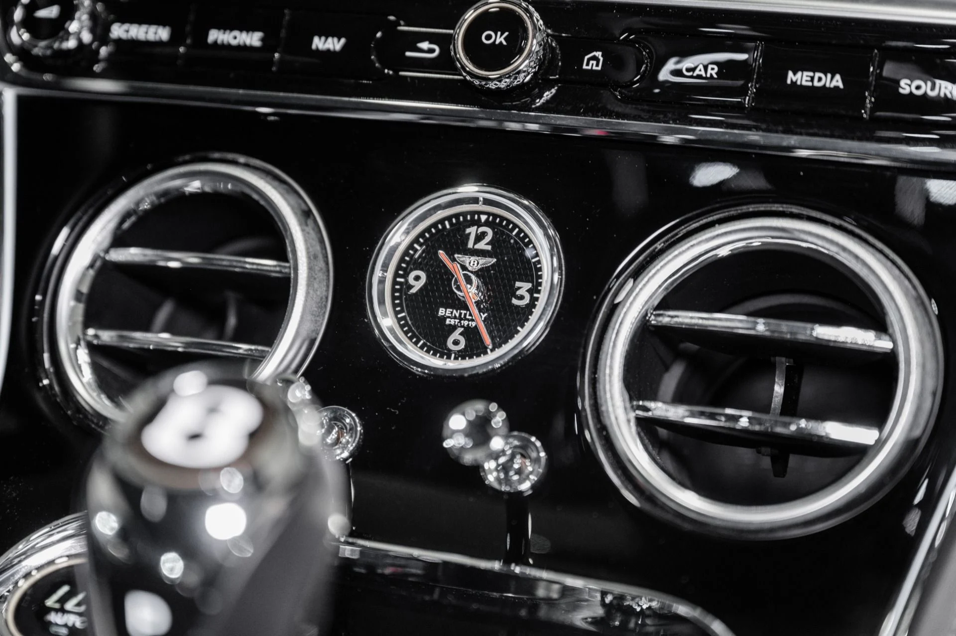mph031_195995124_Used_2020_Bentley_Continental_GT_V8_1783358622_6b78c1b425