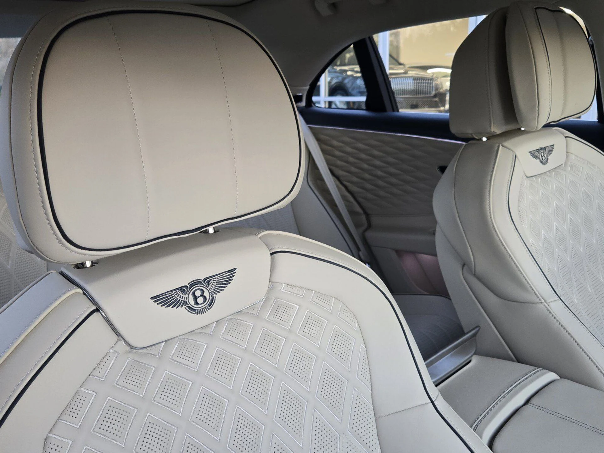 mph031_1962712649_9b3e1d55f90ff3bb881a0f6c8308a4c5x_30e97ba3f5