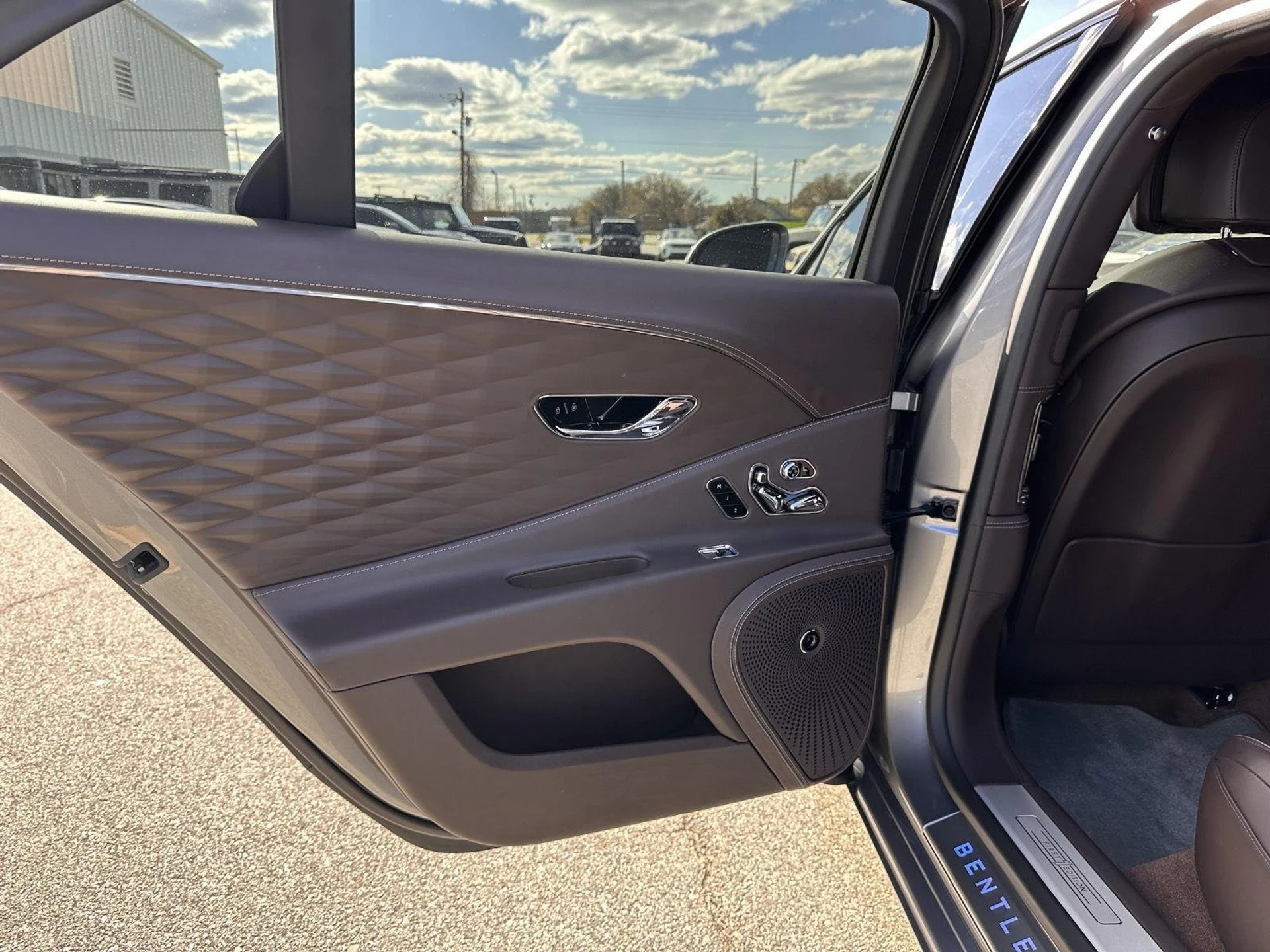 mph031_1970044858_eaadacf3924070fc26eb208ec7d8afc3_6a57c39a97