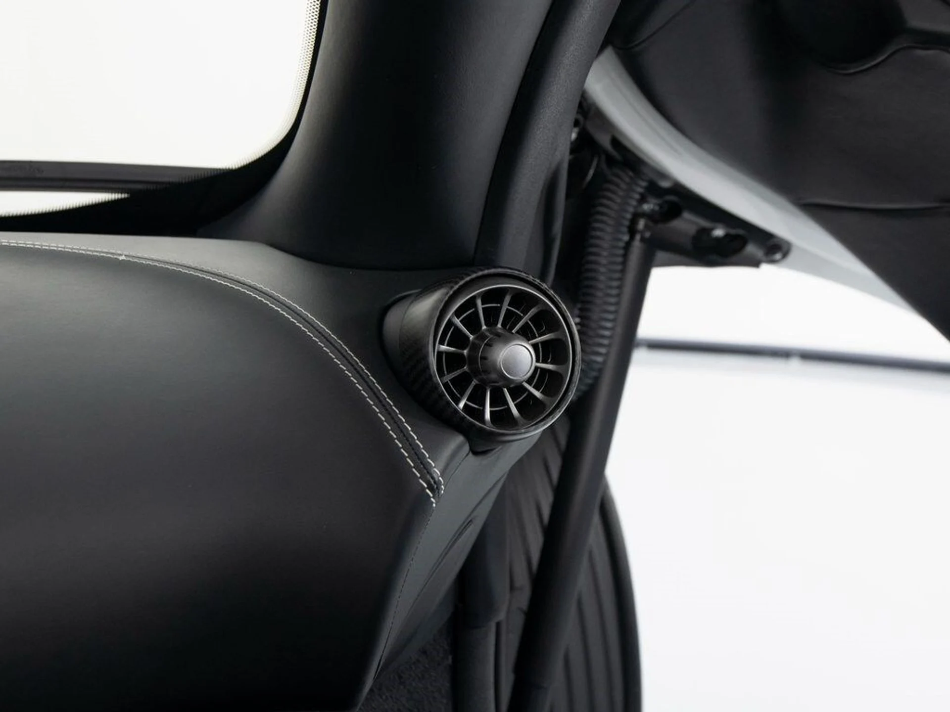 mph031_1975905167_2141542e89dd1707864b5d34ea5b6478x_1df9e5070b