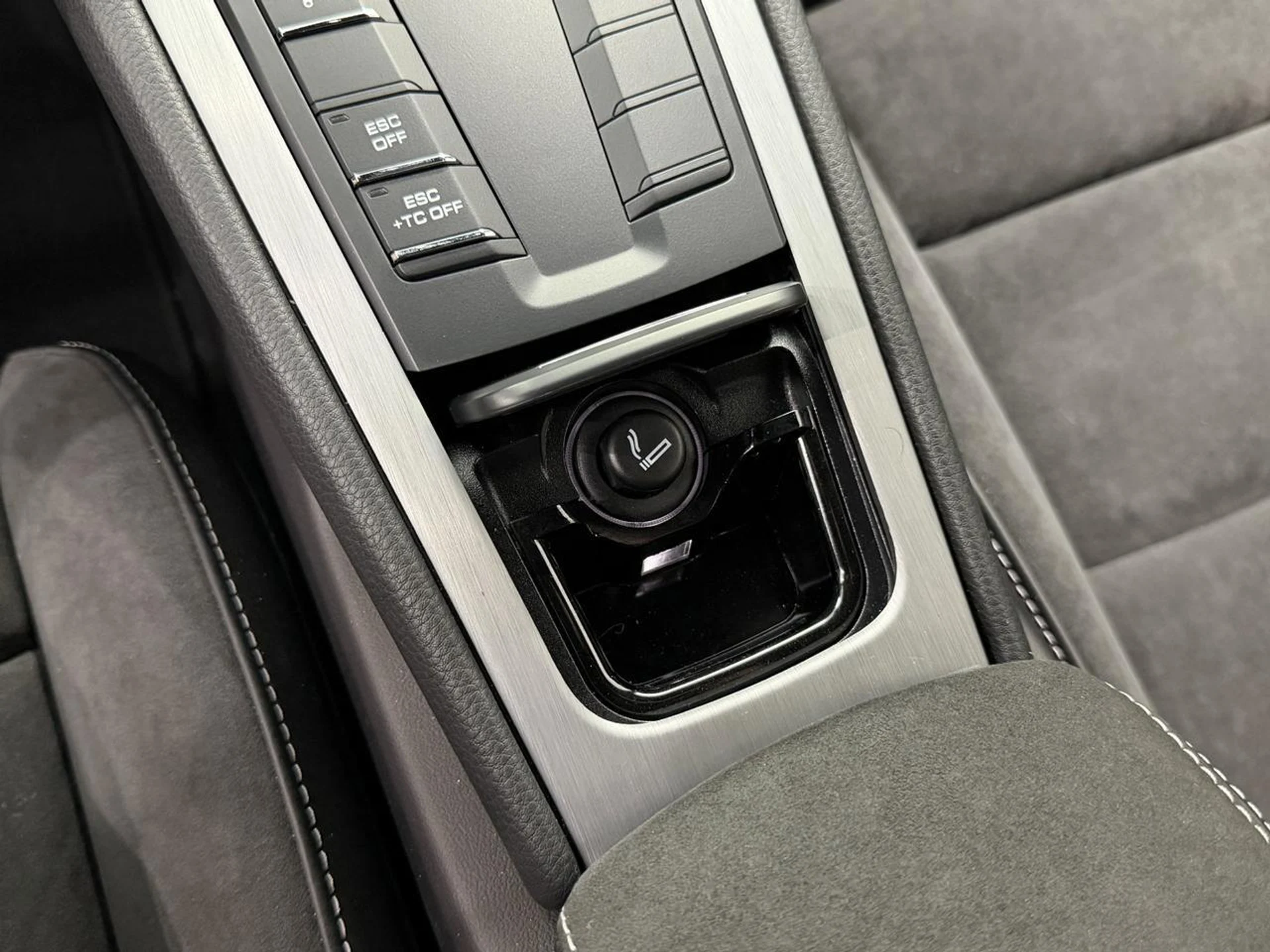 mph031_1977308074_275d9c042629e6af841a22d0b3cf3e3f_403b0dbb40