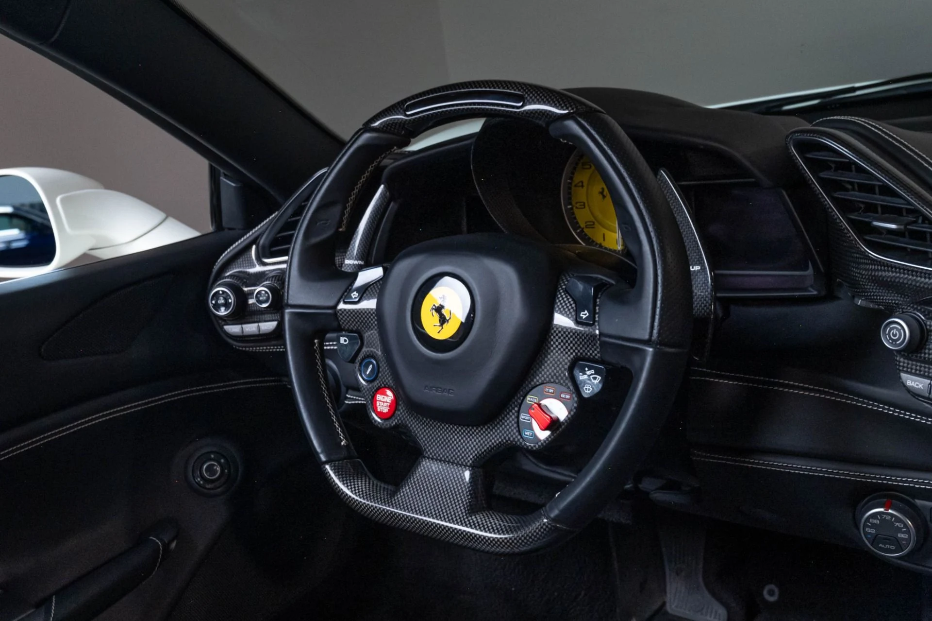 mph031_1979911084_Used_2016_Ferrari_488_Spider_1784843221_f3600da399
