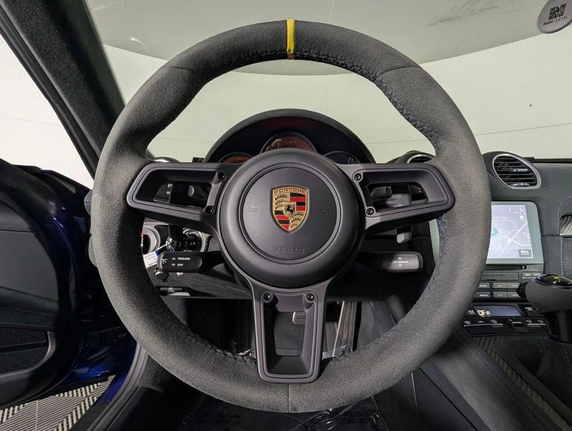 mph031_1985638981_t_Esv_FZEC_681yy_D_Iz_E1y_x_Sp_W2_S8_bd98bd34da