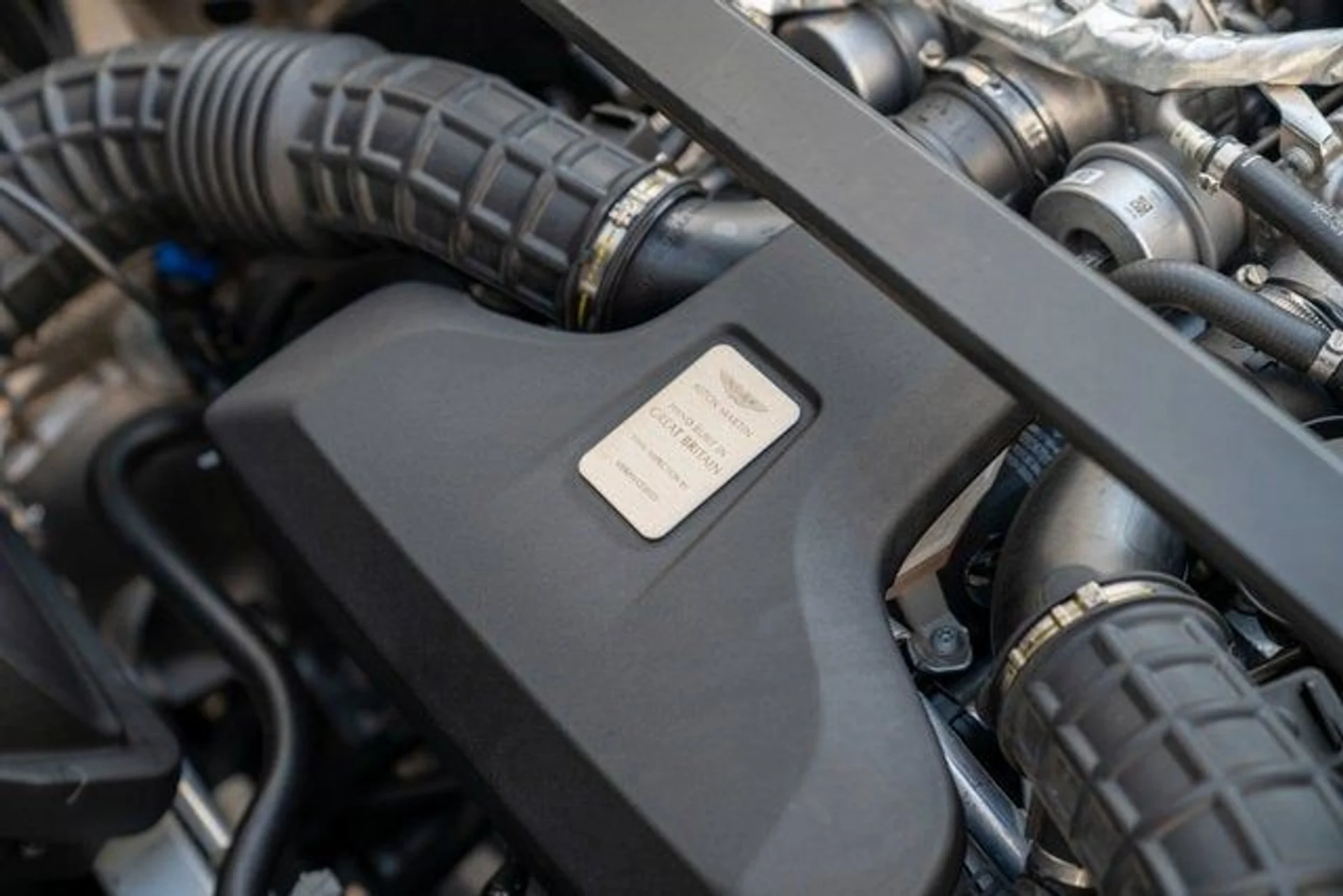 mph031_1986670778_32_f339b2f855