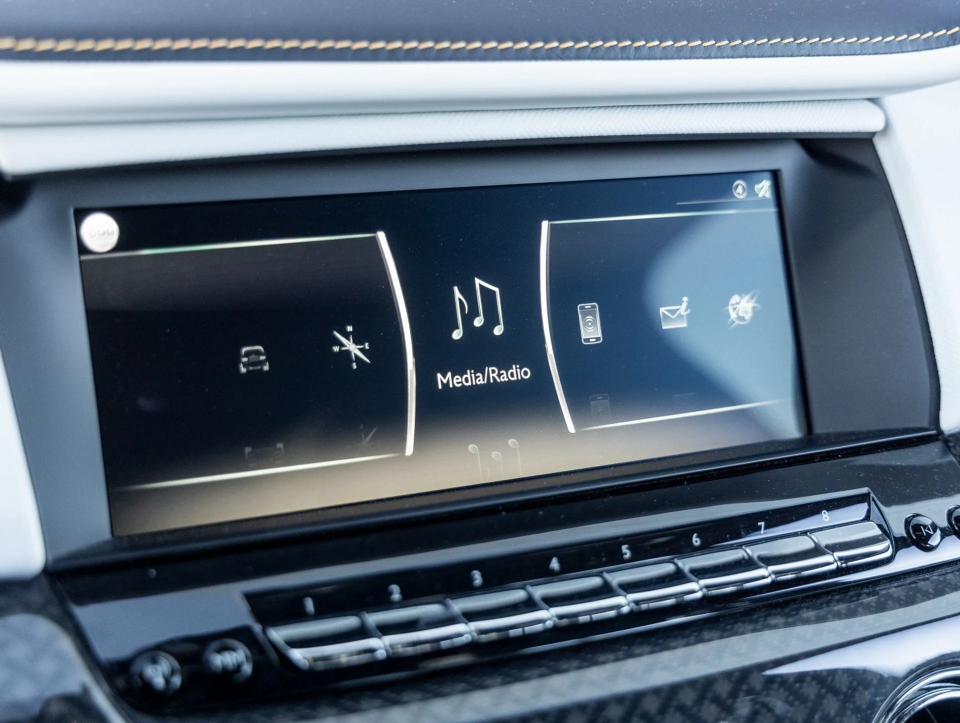 mph031_1993223570_32_30c3b4f7ea