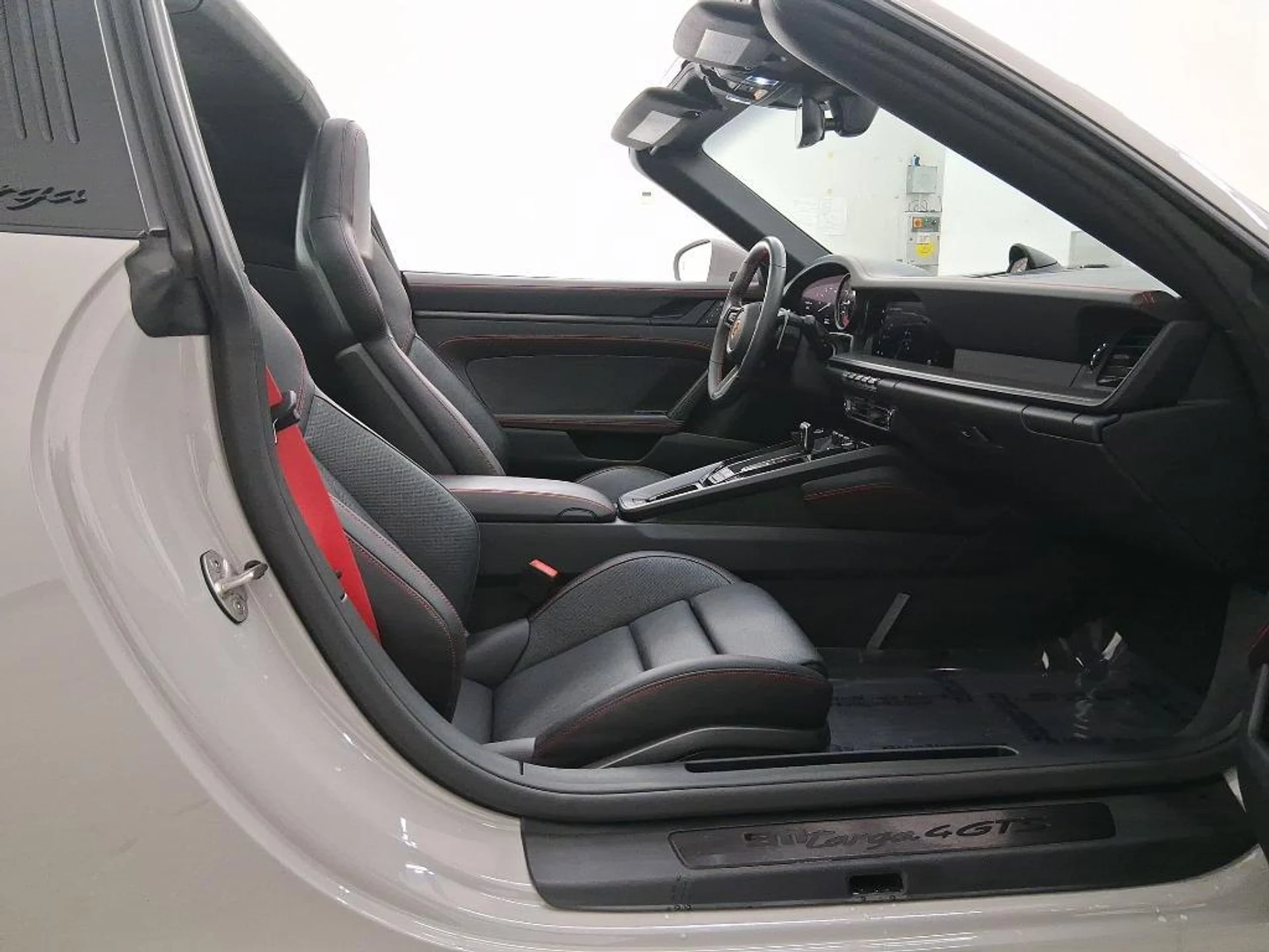 mph031_1995813423_govh_WFE_7_Q_Gx_L_Et_Q3_I1_St31_Eog_Og_00d7c7472a