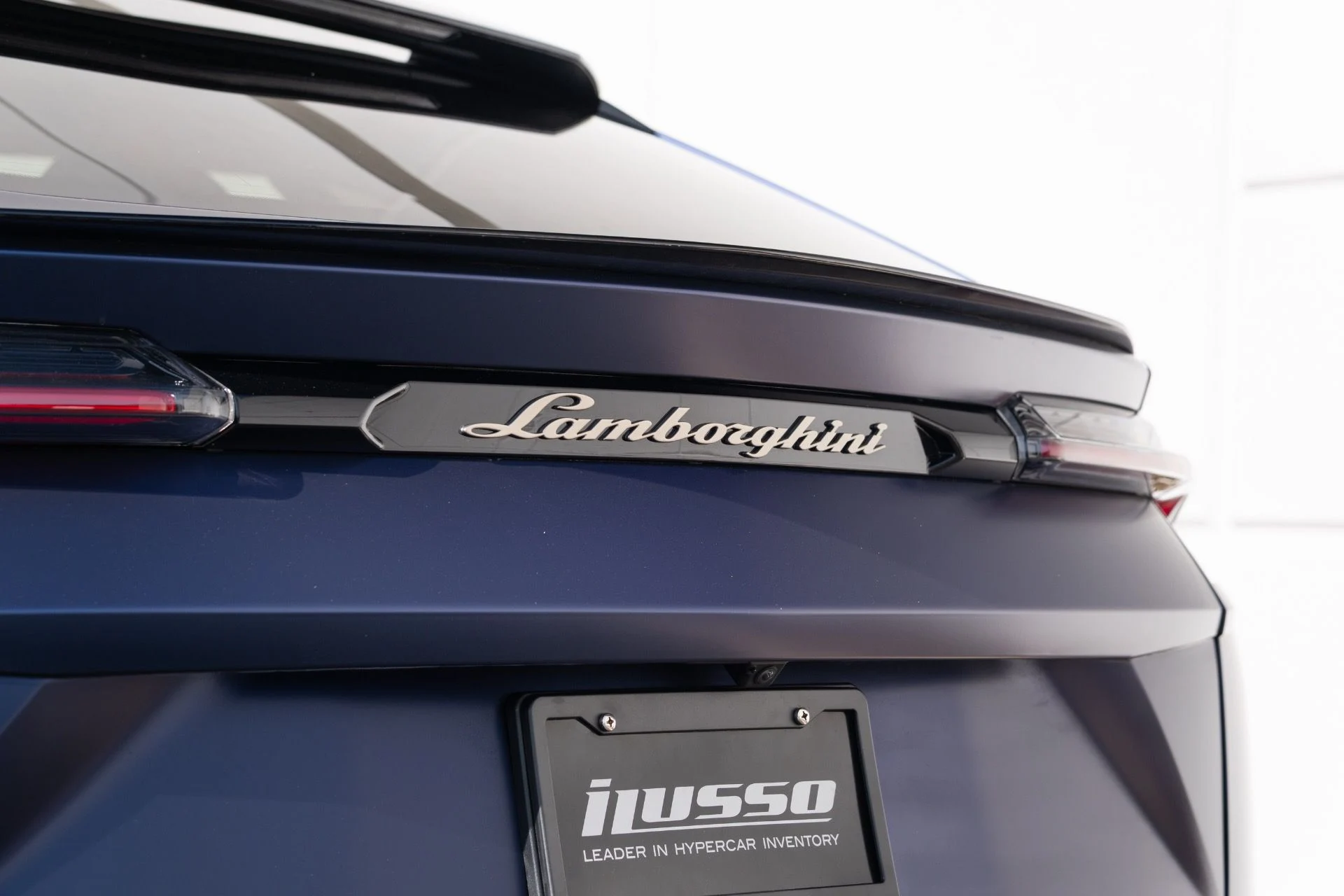mph031_2010954103_Used_2024_Lamborghini_Urus_S_1781216022_ddb982f612