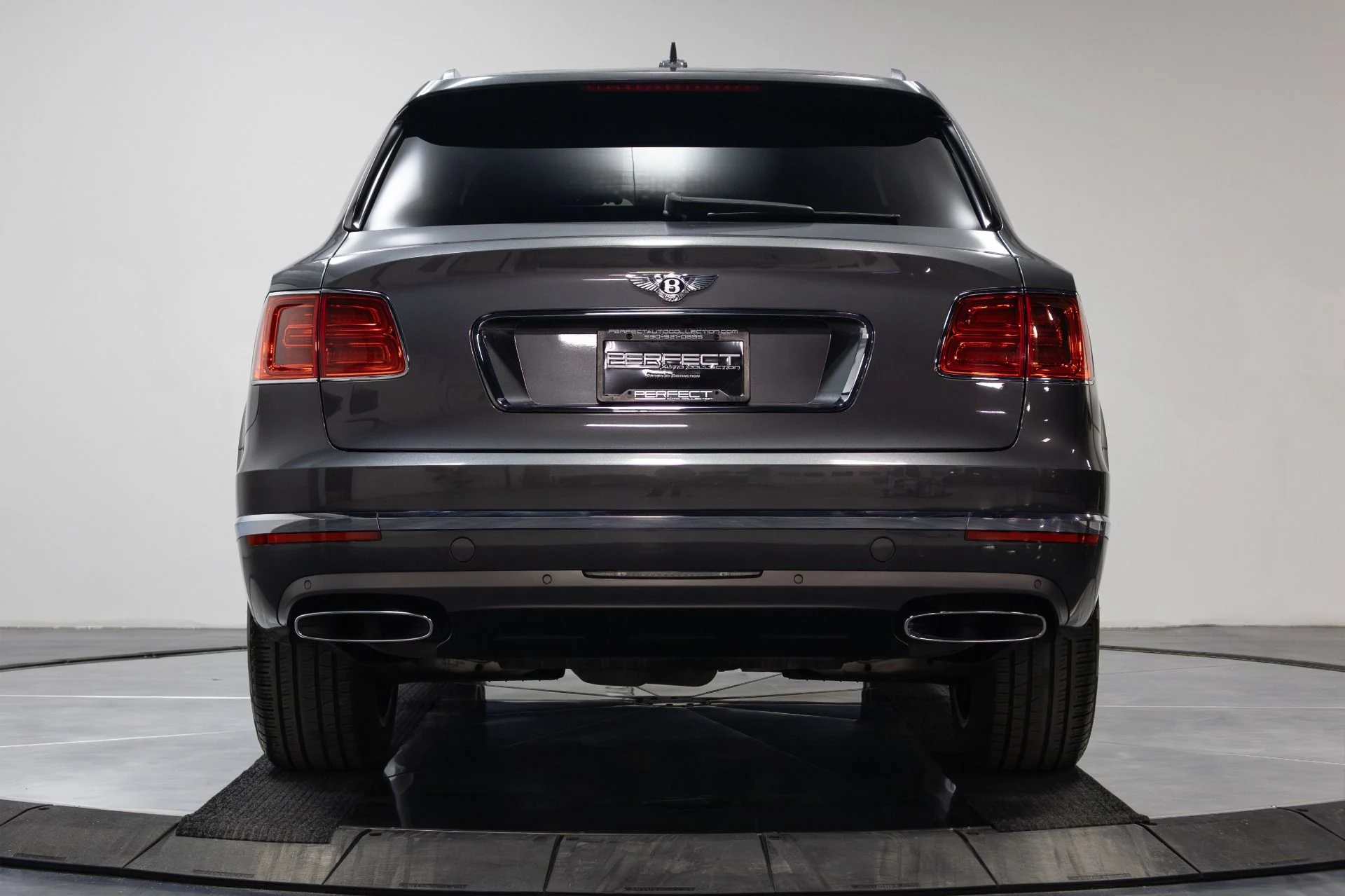 mph031_201221799_Used_2017_Bentley_Bentayga_W12_1763489562_0862b00d33