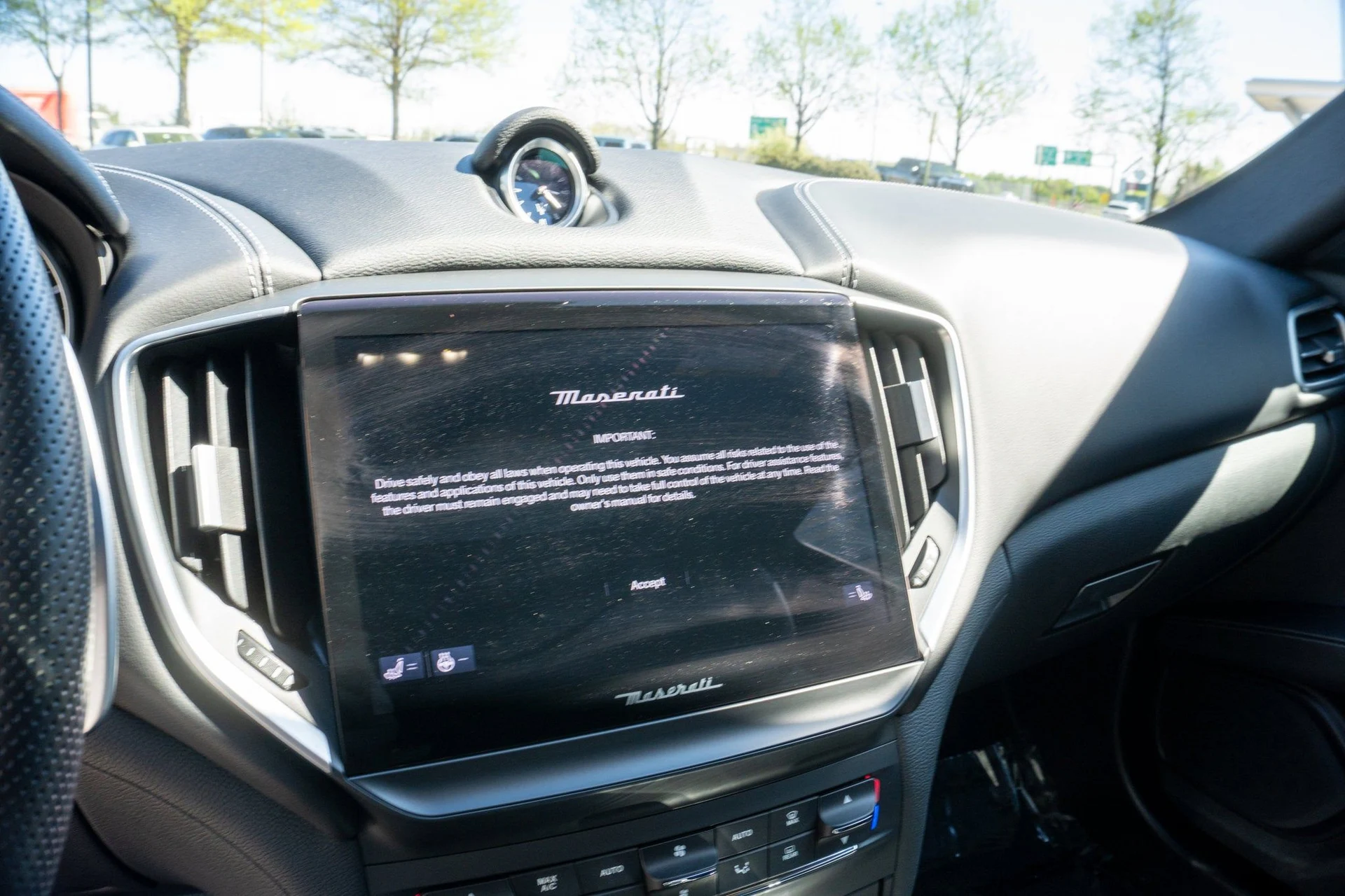 mph031_2014260756_529945e10b12467fbc0eb7141a8f12ac_4f2728fb5c