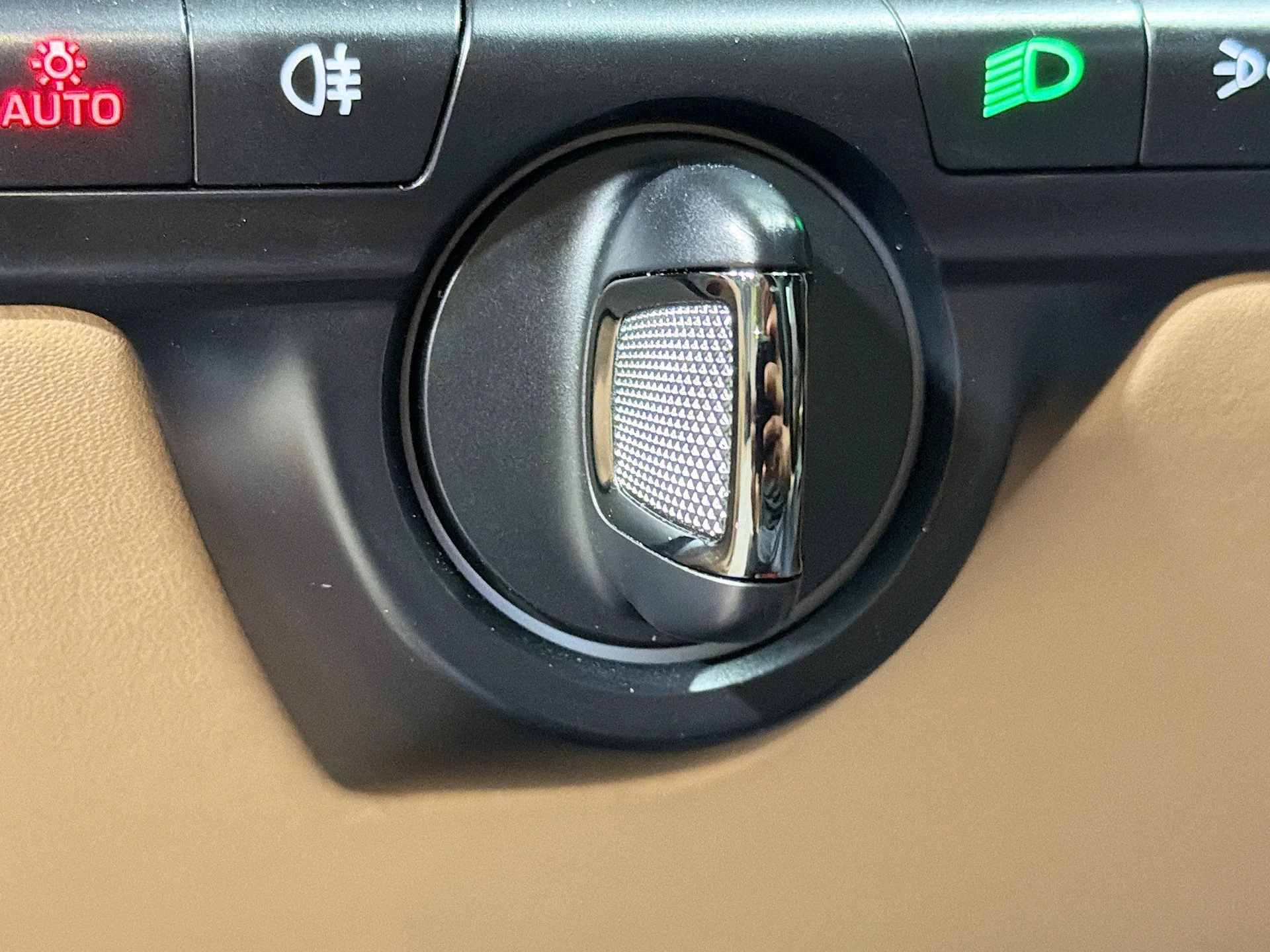 mph031_202573556_0615a7996df8dad4b5a37f8044f60d0b_22e5b0a2f0