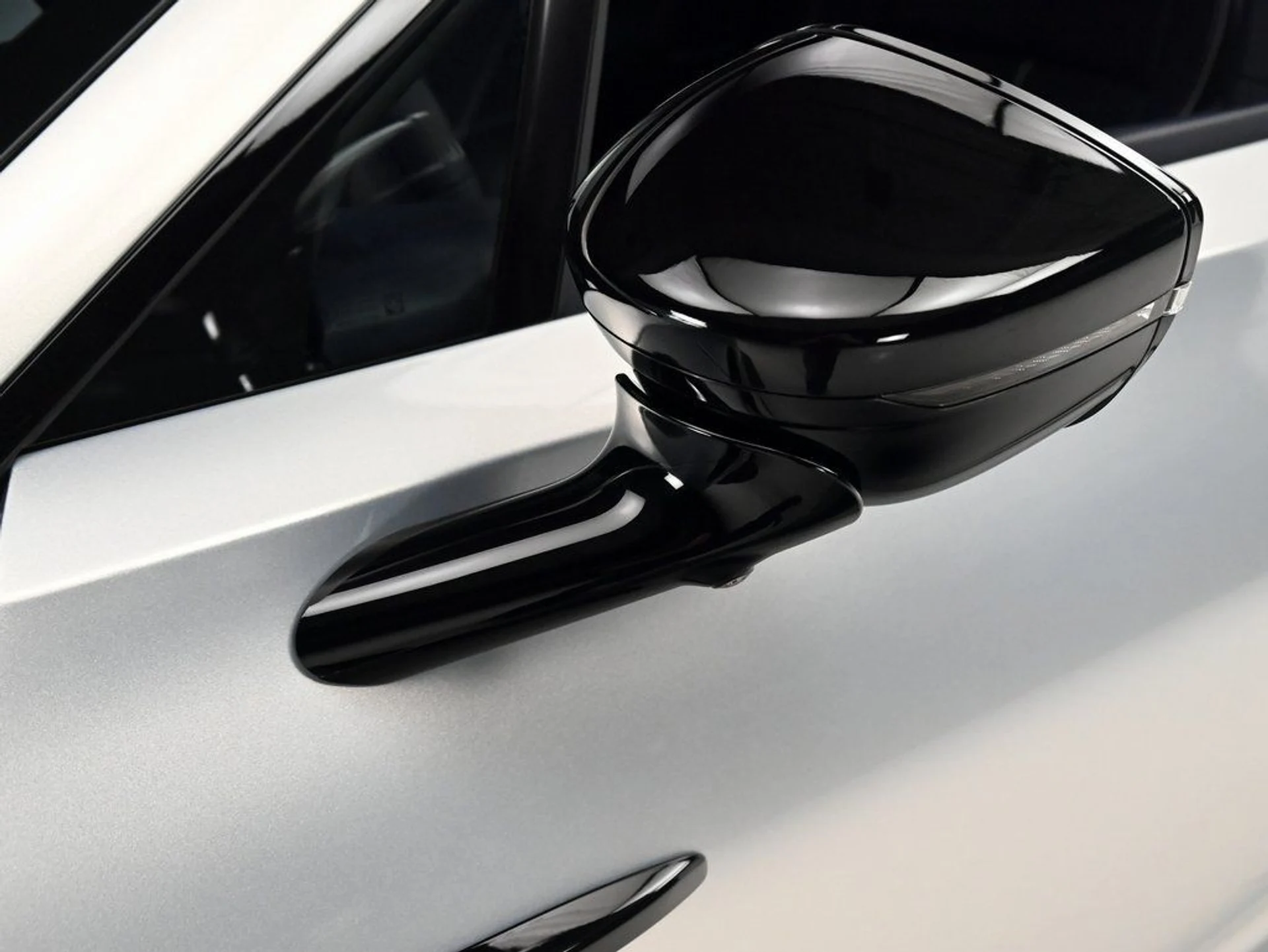 mph031_2032305511_18a0adeafe7de48d876ab4674ae9ab36_6b861b6333