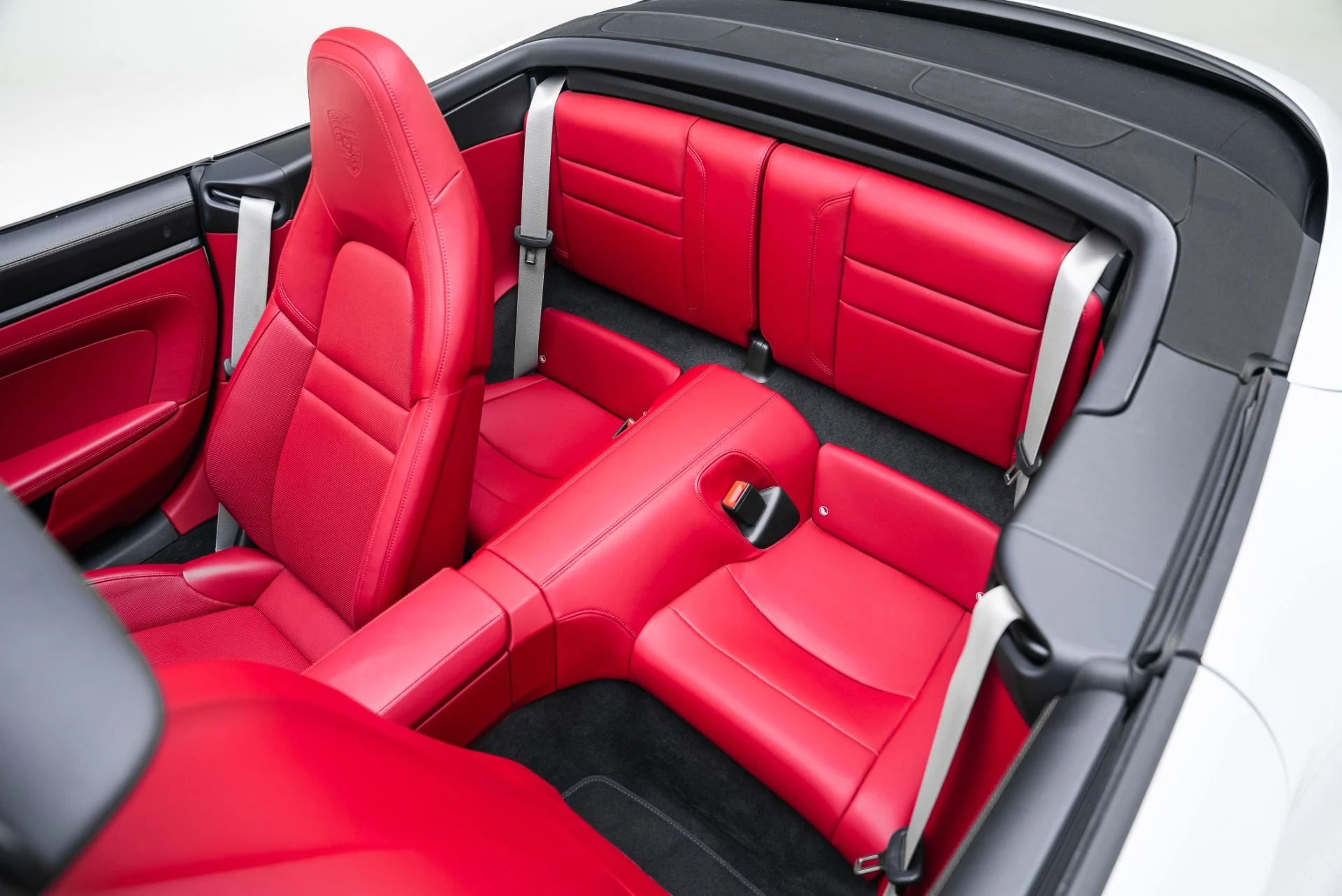 mph031_2035109496_Used_2022_Porsche_911_Carrera_4_GTS_1764979727_9a362d14bb