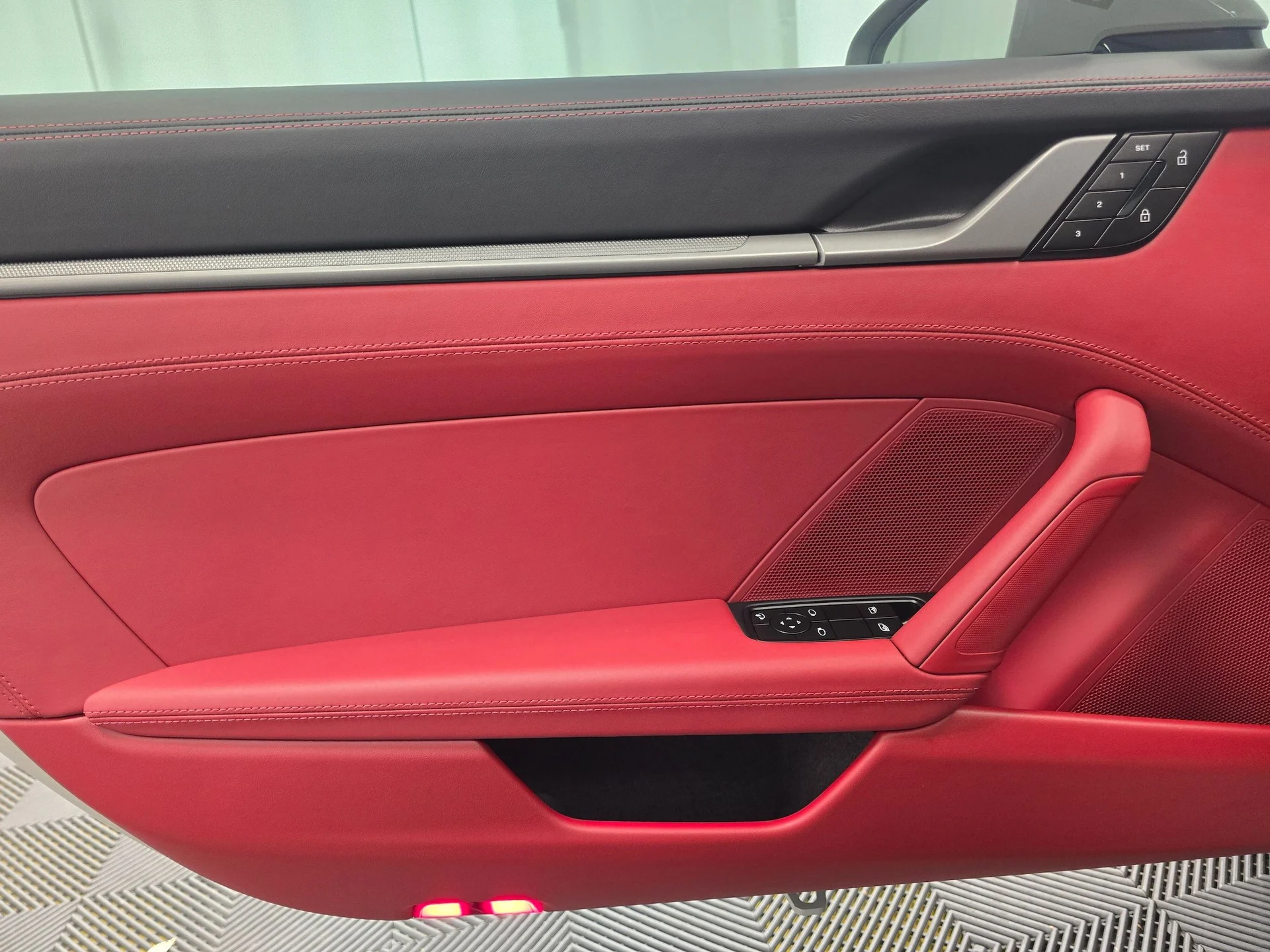 mph031_2039631836_37a1b2023c33cb6f688b94877067d5d6x_6769eeb08f