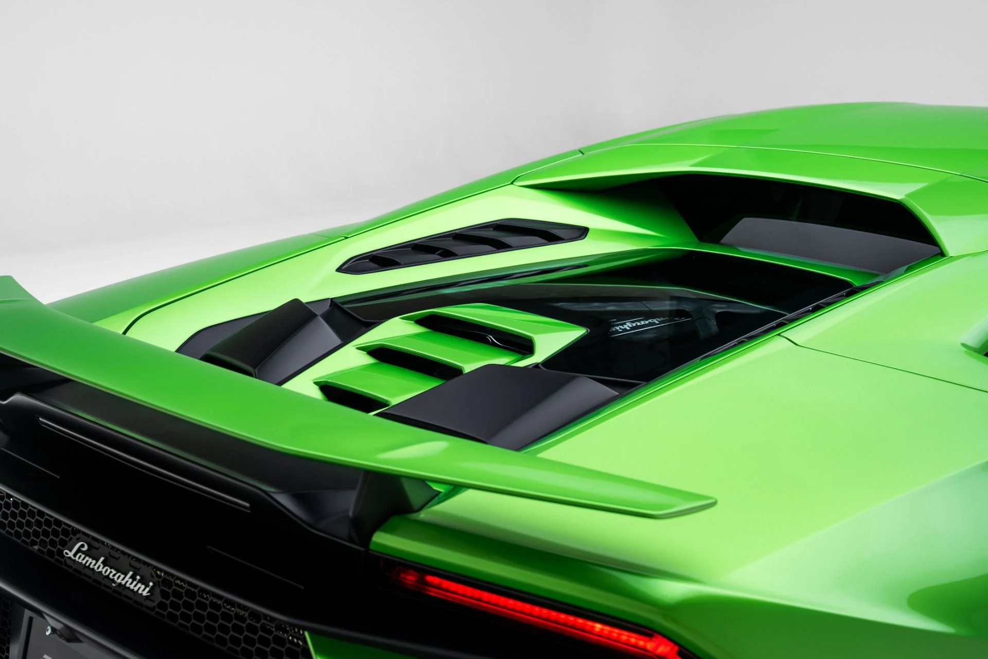 mph031_2040346574_Used_2023_Lamborghini_Huracan_Tecnica_1775770975_fd665c5454