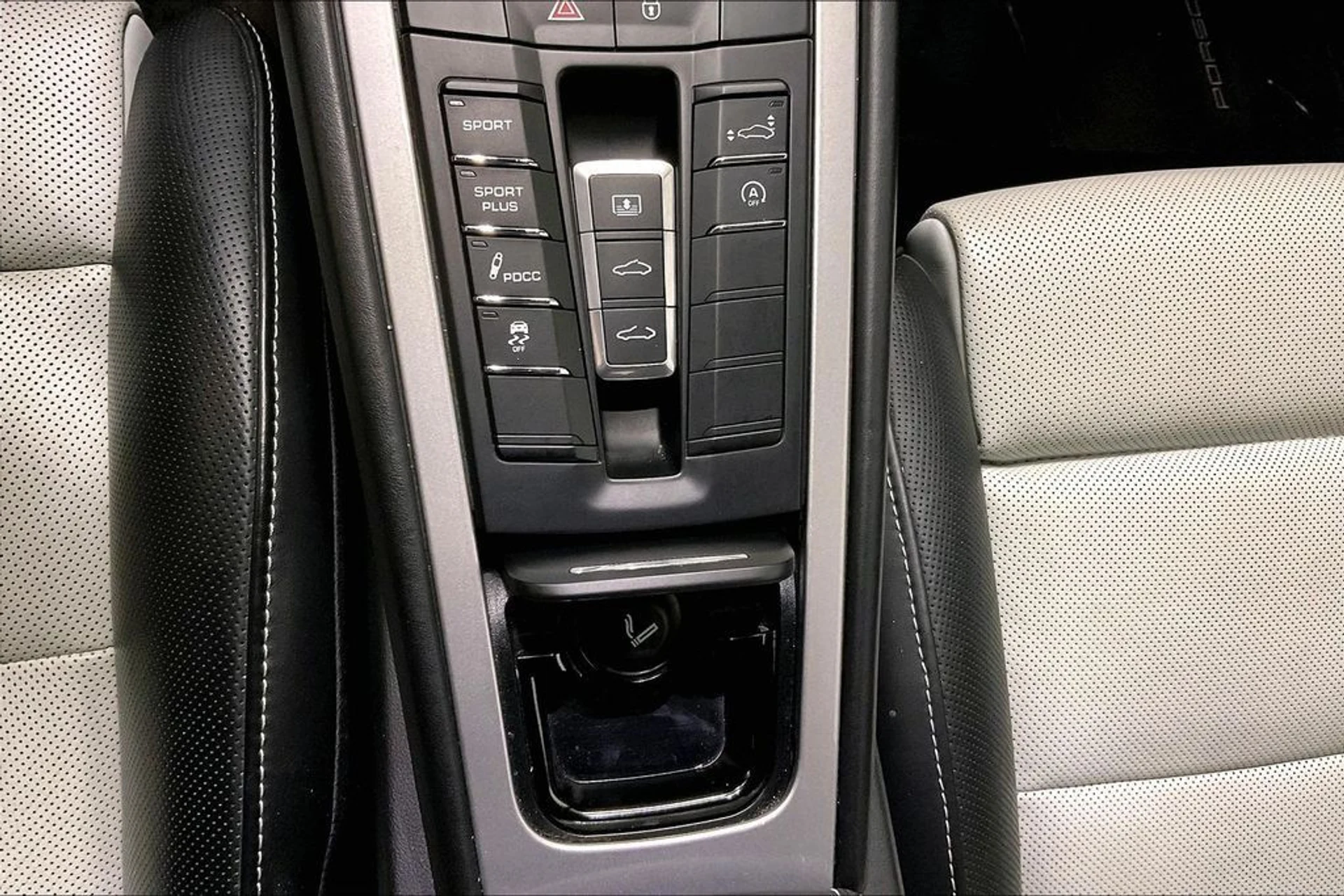 mph031_204478634_78077b504a140c77a474f827fcc3f37ex_81a83a504f