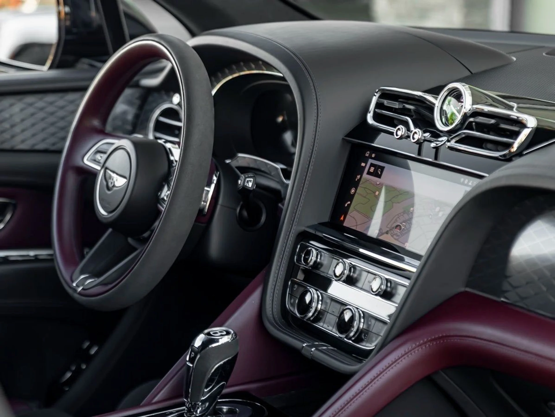 mph031_2046923864_32_93e81e6b64