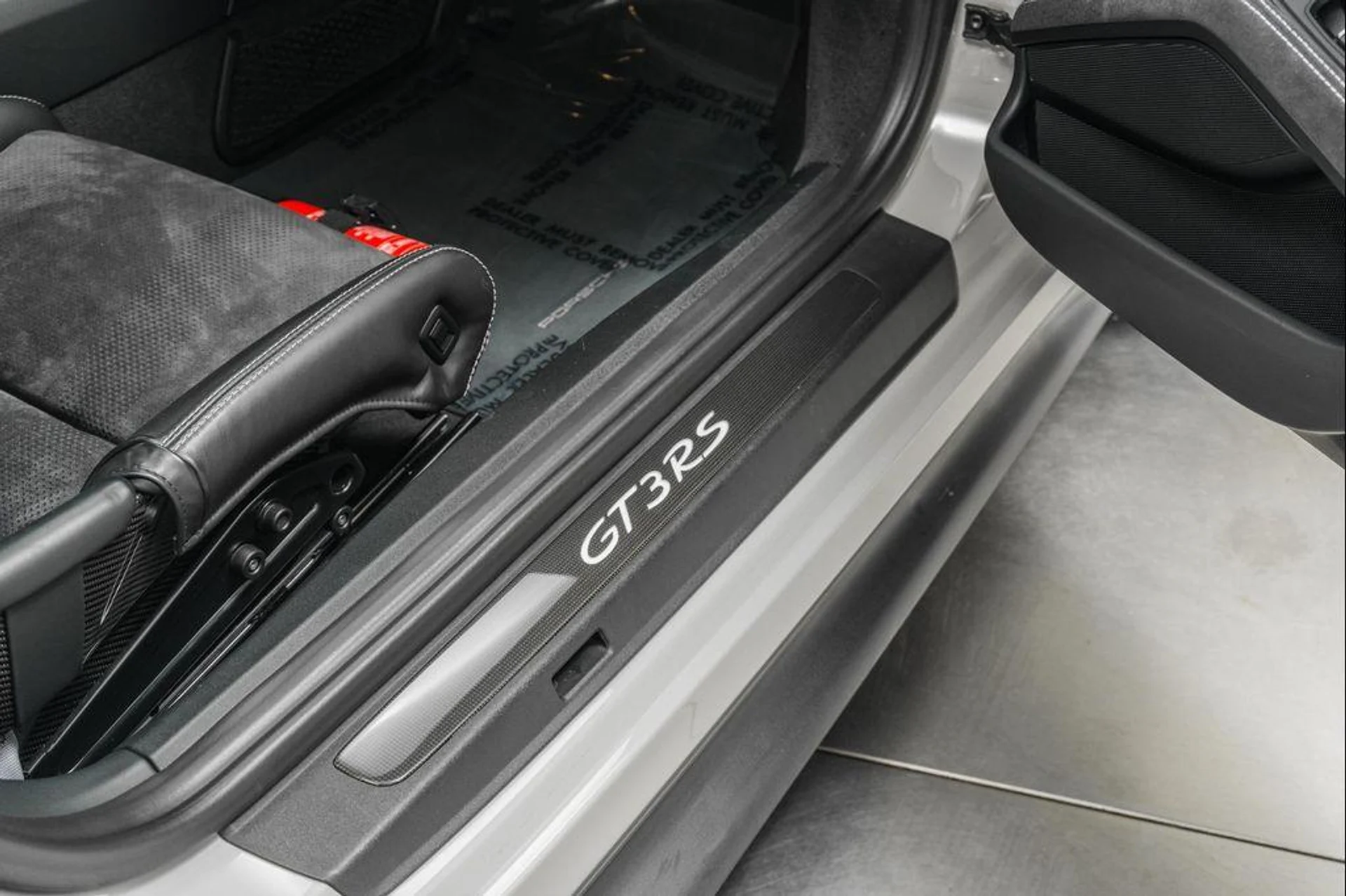 mph031_2047087193_ck7s_ZD_Pu_Epn_Vy_HY_9x_GZ_Lk_OJ_o9_U_65bc7efab5