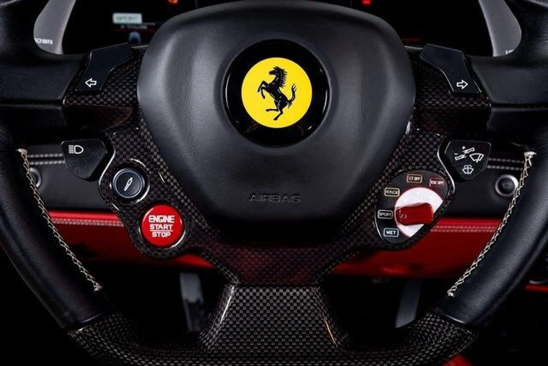 mph031_2050779583_1b904304c4de7d571870fe6db4e46fb2x_632ec84998