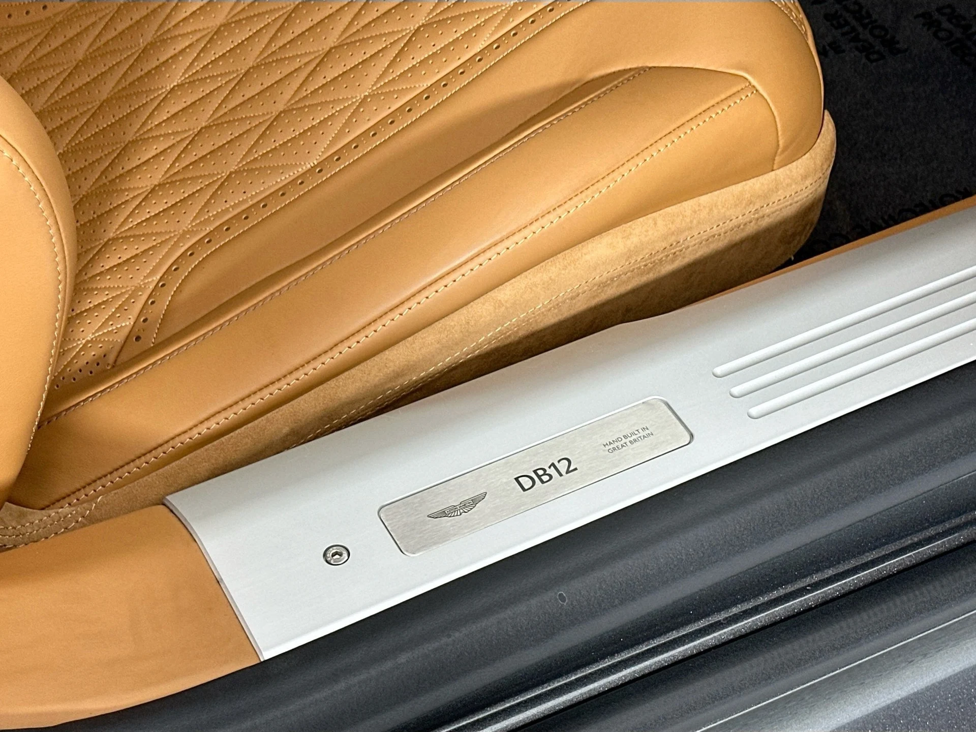 mph031_2053046772_32_67e9fb17ef