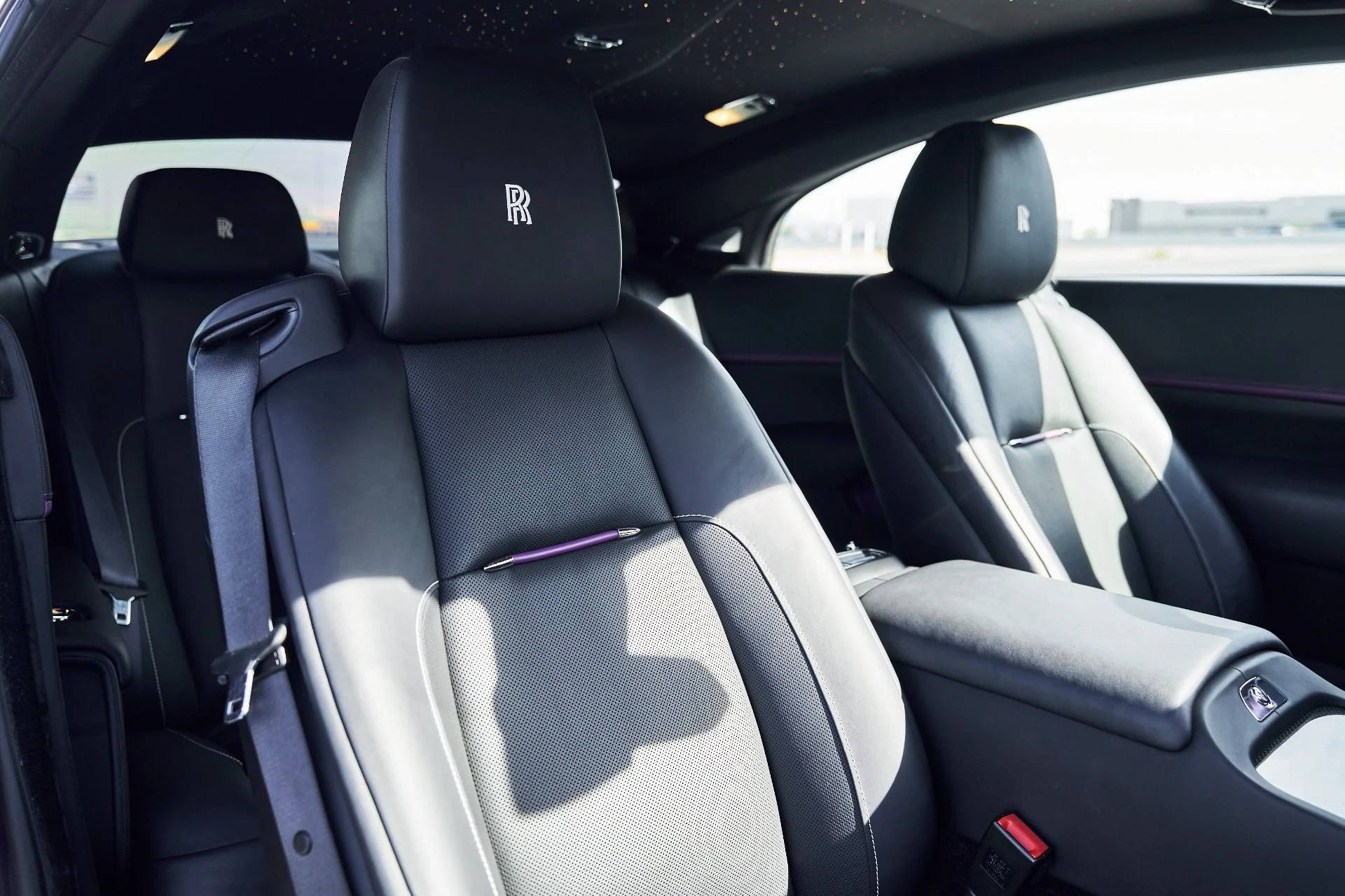 mph031_2056204453_Used_2020_Rolls_Royce_Wraith_Base_1774310800_acbc2390ad