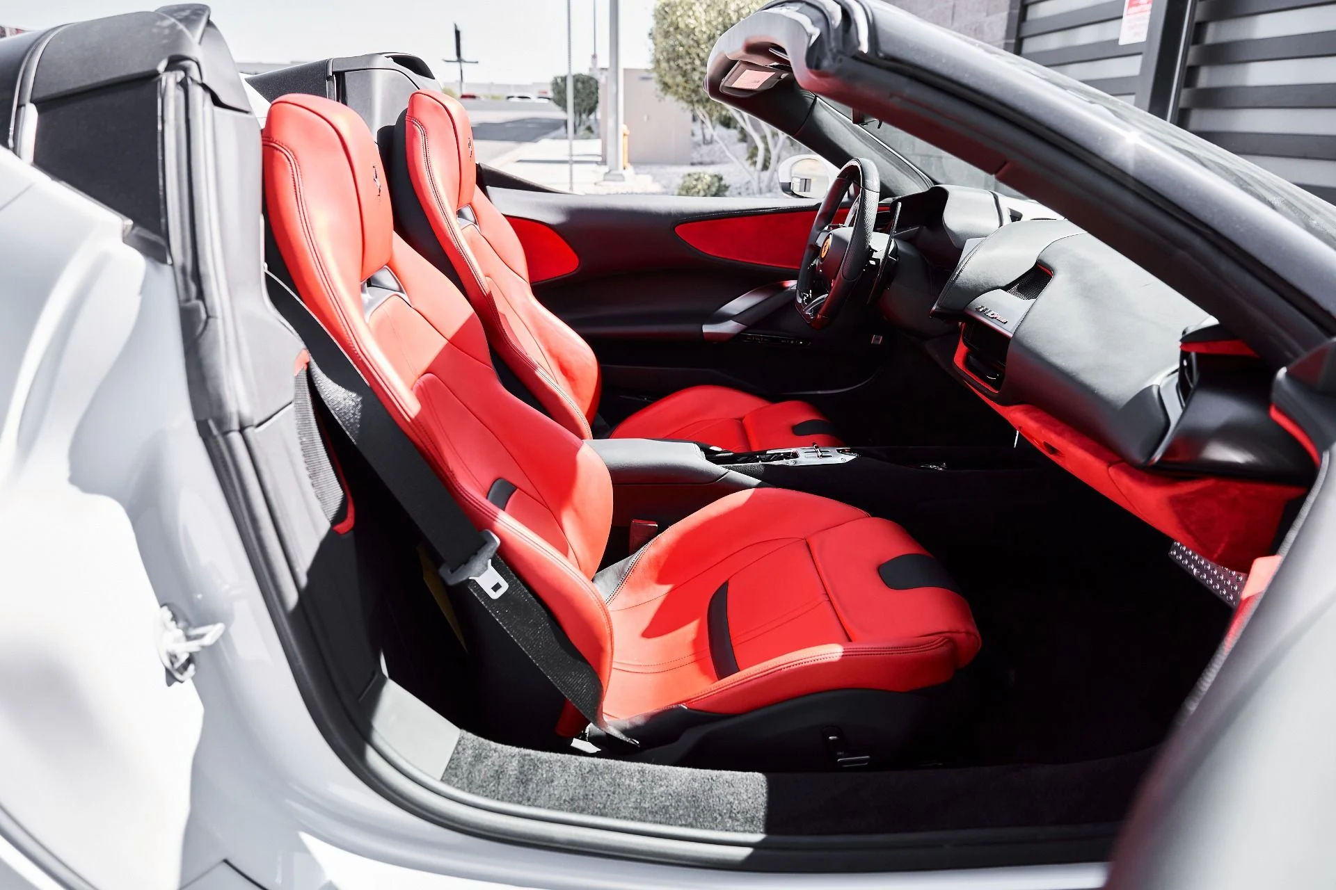 mph031_2057525058_Used_2024_Ferrari_SF_90_Spider_Base_1776734334_175a032145