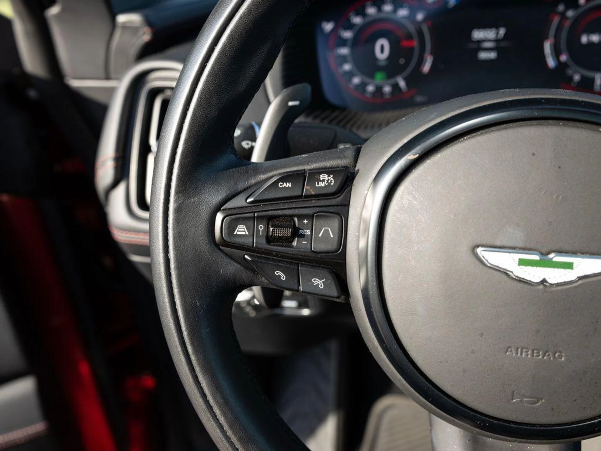 mph031_2059028354_507797819_69e105370851751bfabf9ba3_10ab5ed502