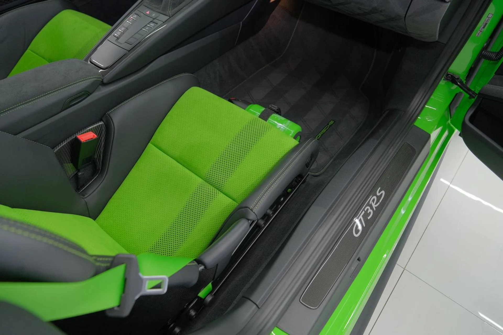 mph031_2060925445_bd400adec3609508c3bb16c0871e77a7_5f4bf82391