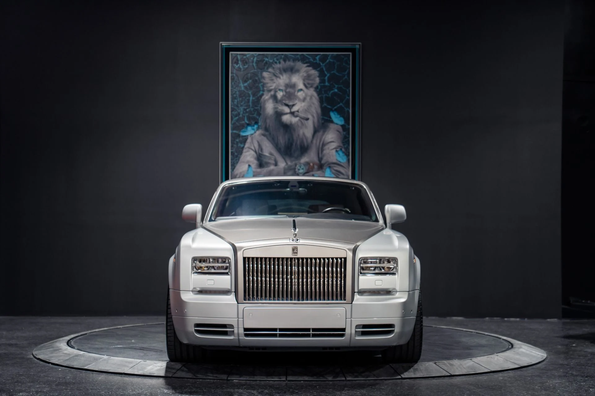 mph031_2062634267_Used_2014_Rolls_Royce_Phantom_Drophead_Coupe_1785564931_0b2e4b0740