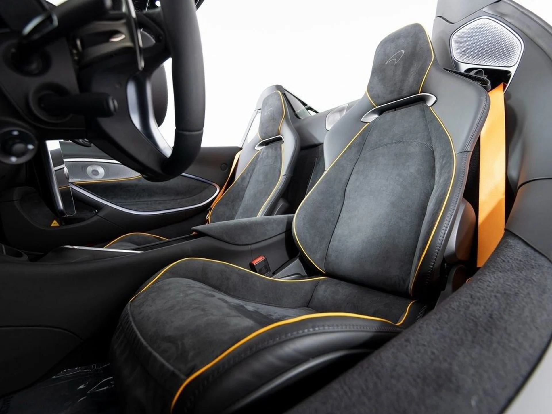 mph031_2067028019_9a35f2dfb4c83accf848867e2575d730x_e2c054f23f