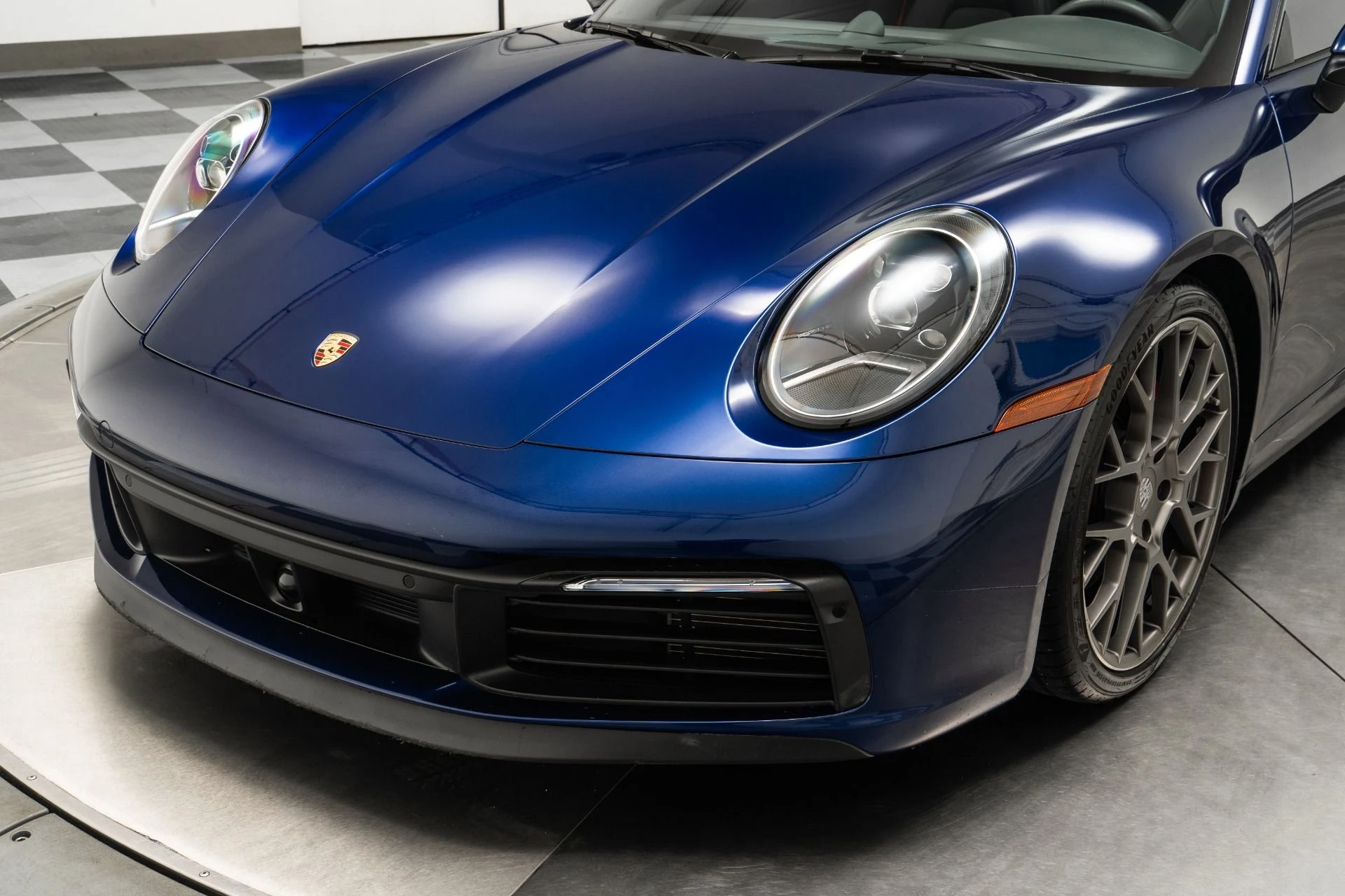 mph031_2071410944_Used_2020_Porsche_911_Carrera_S_1756500455_a05cc411e4